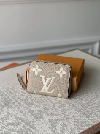 LV ZIPPY WALLET M69797