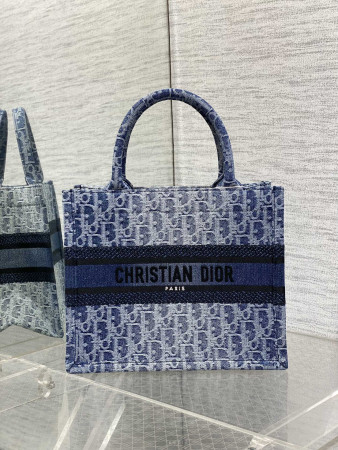 large D*or book tote blue denim D*or oblique jacquard 26x8x22cm