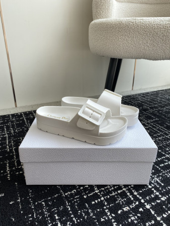 ua D*or slide white