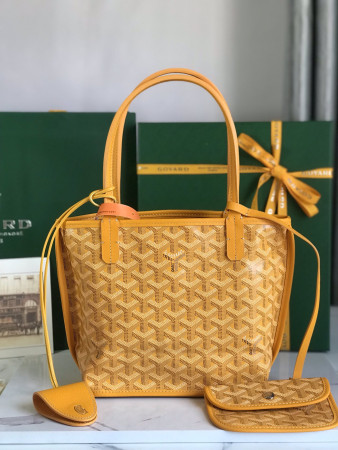 Go*ard anjou mini bag 20 cm x 10 cm x 20 cm