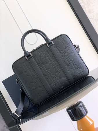 D*or zipped briefcase  black D*or gravity leather and black grained calfskin 37 x 28 x 6 cm