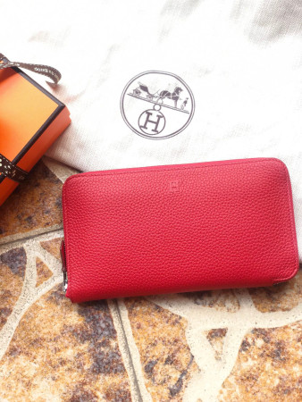 H**me5 long wallet 20x11cm