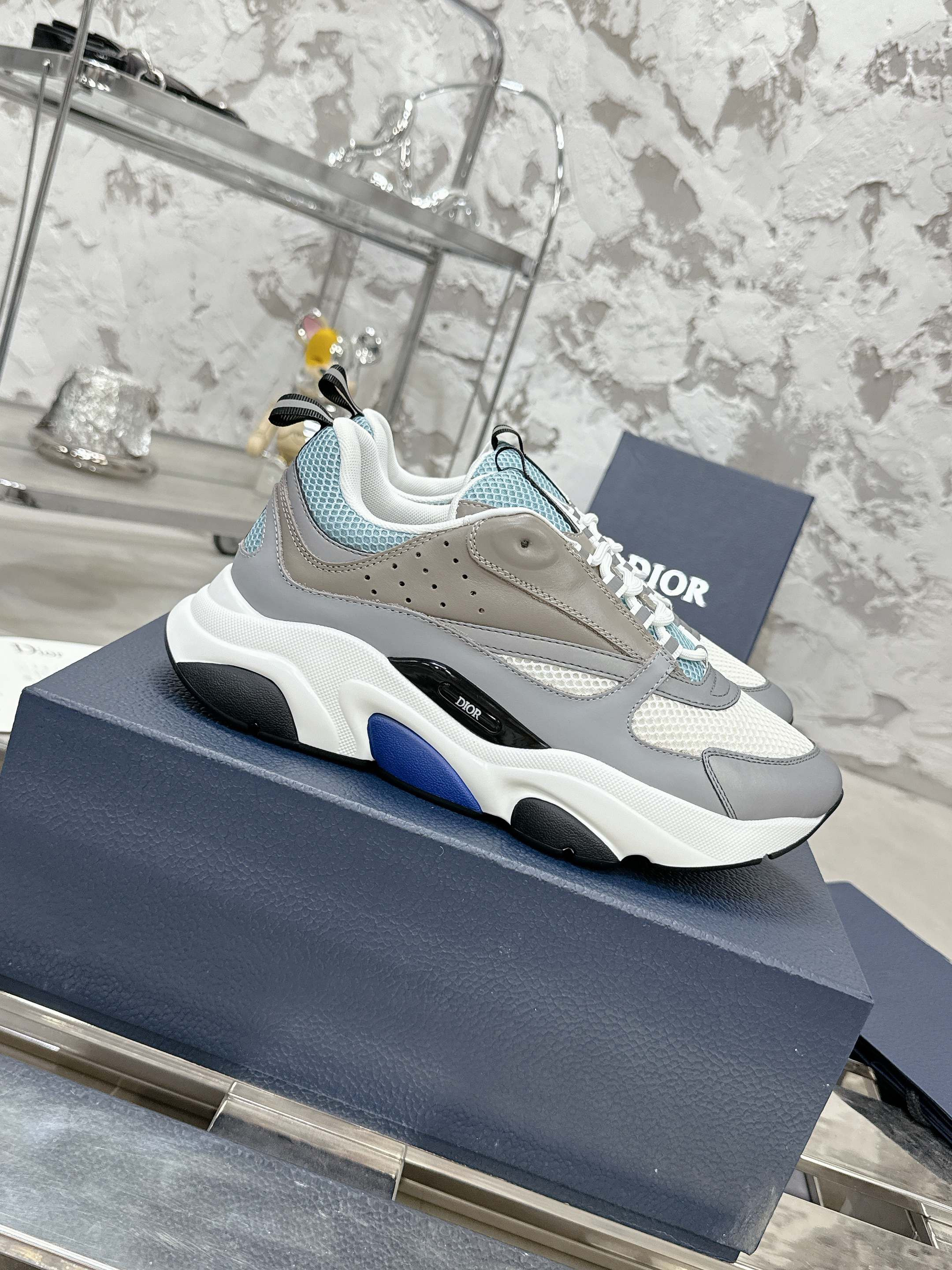ua D*or b22 sneaker