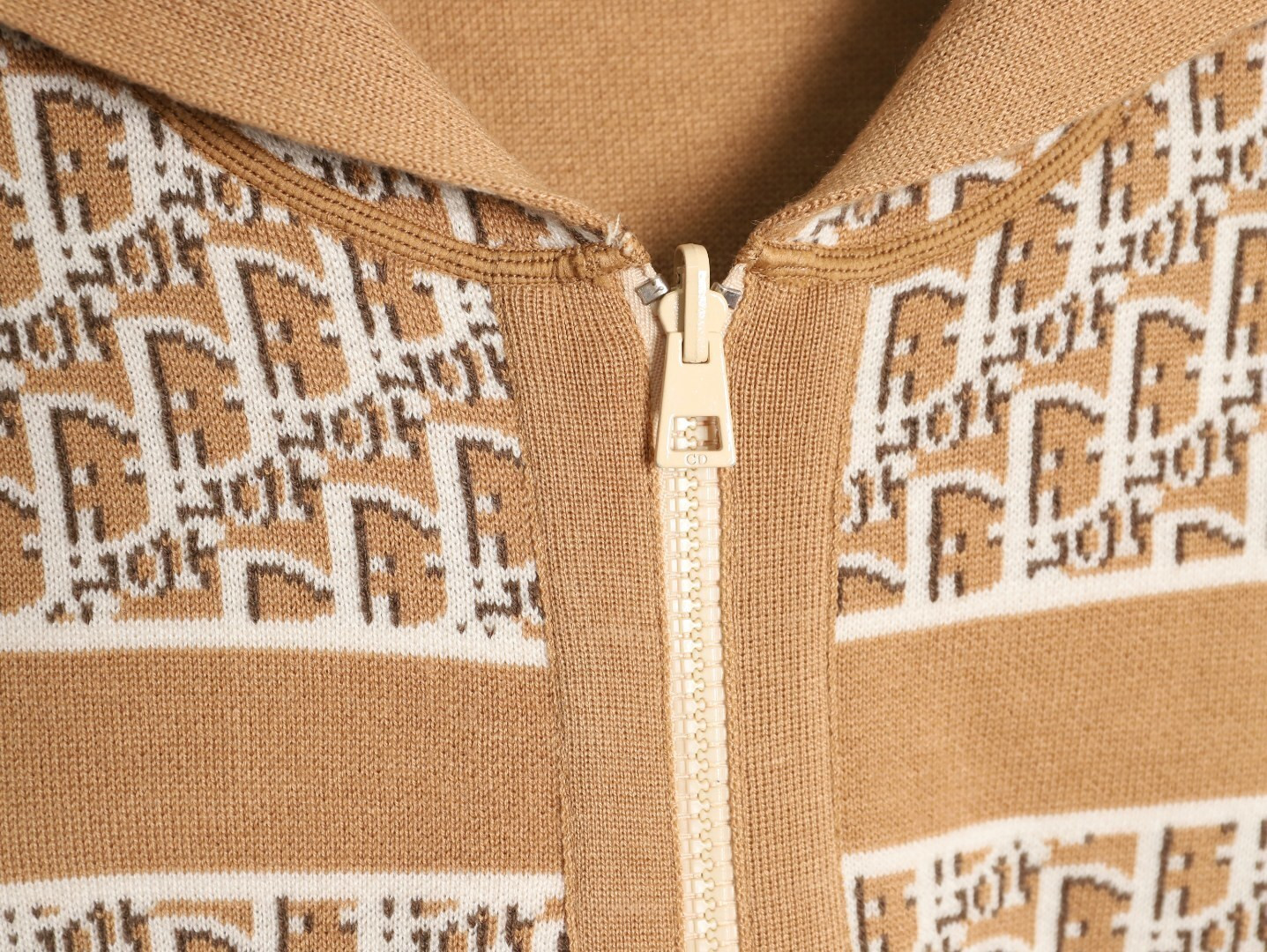 D*or cd oblique reversible coats