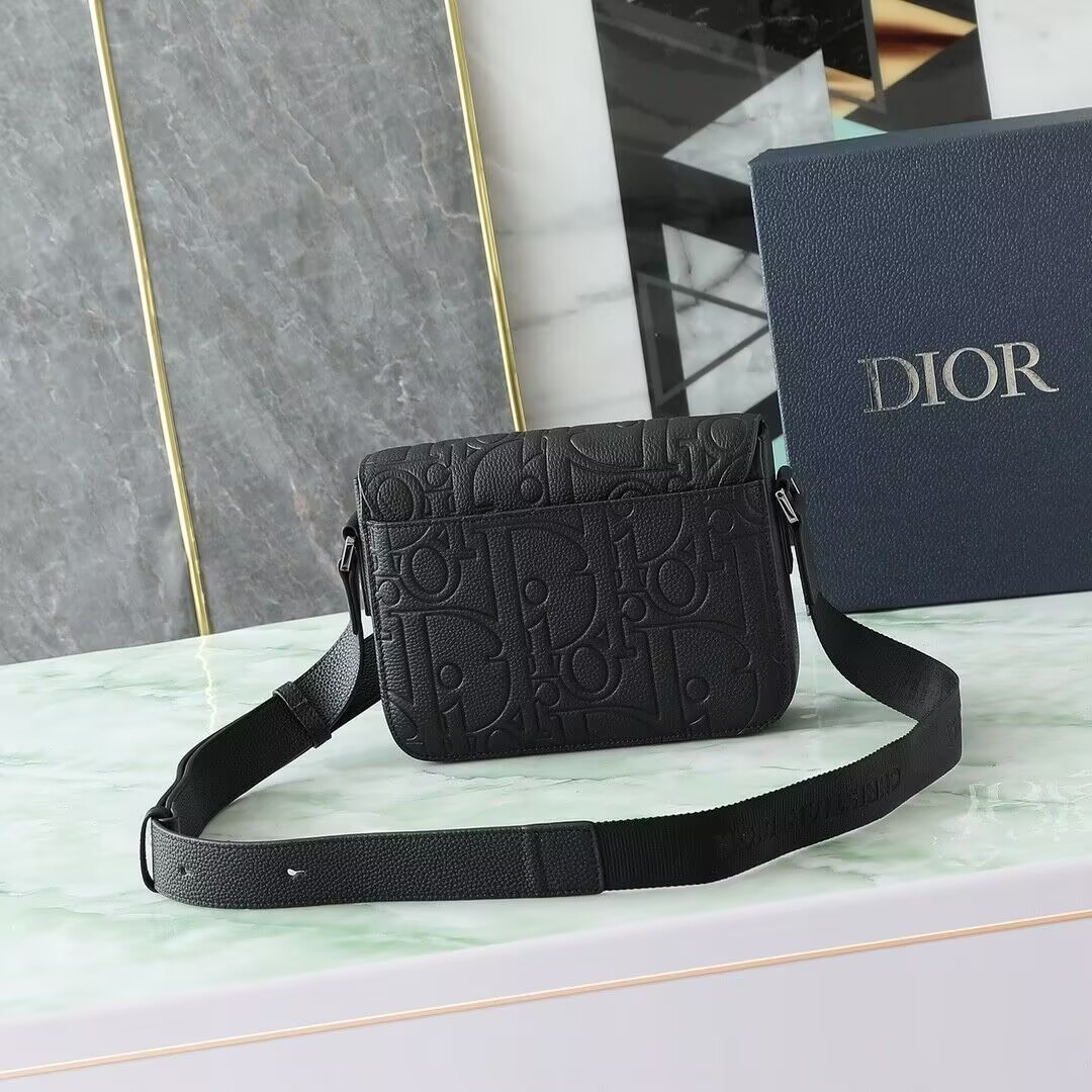D*or small saddle messenger bag with flap 23x18x6cm