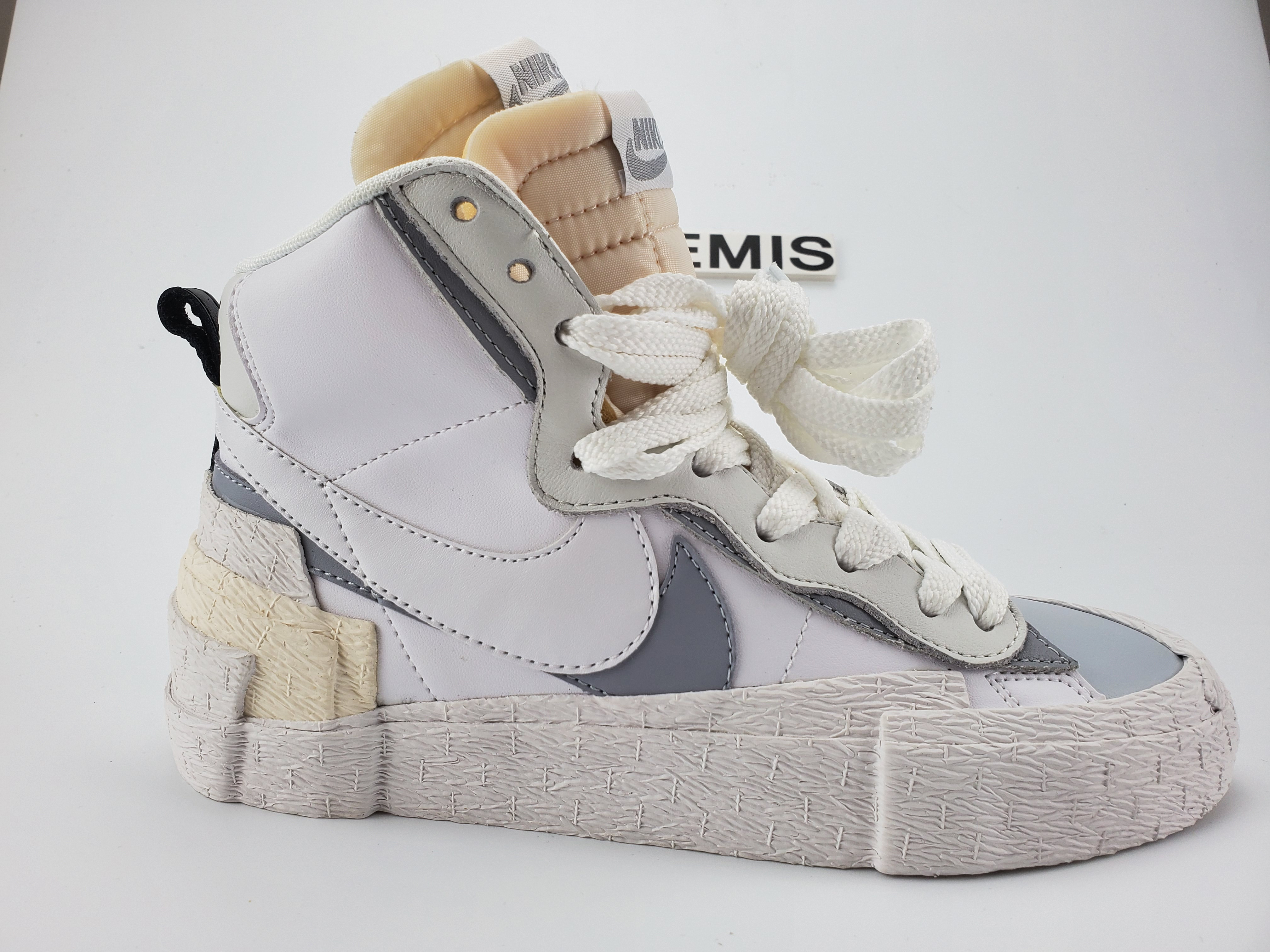 Nike Blazer High Sacai White Grey