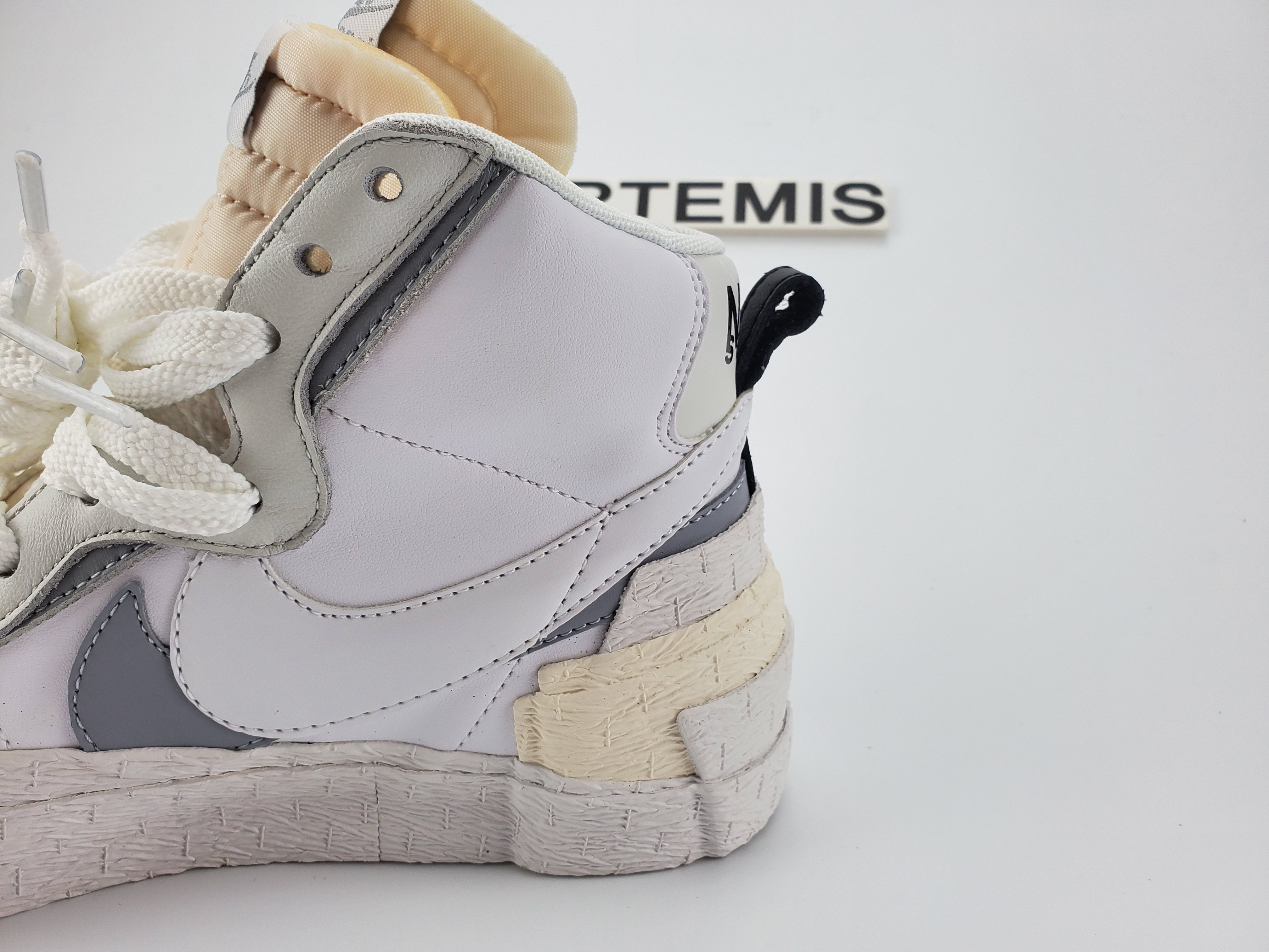 Nike Blazer High Sacai White Grey