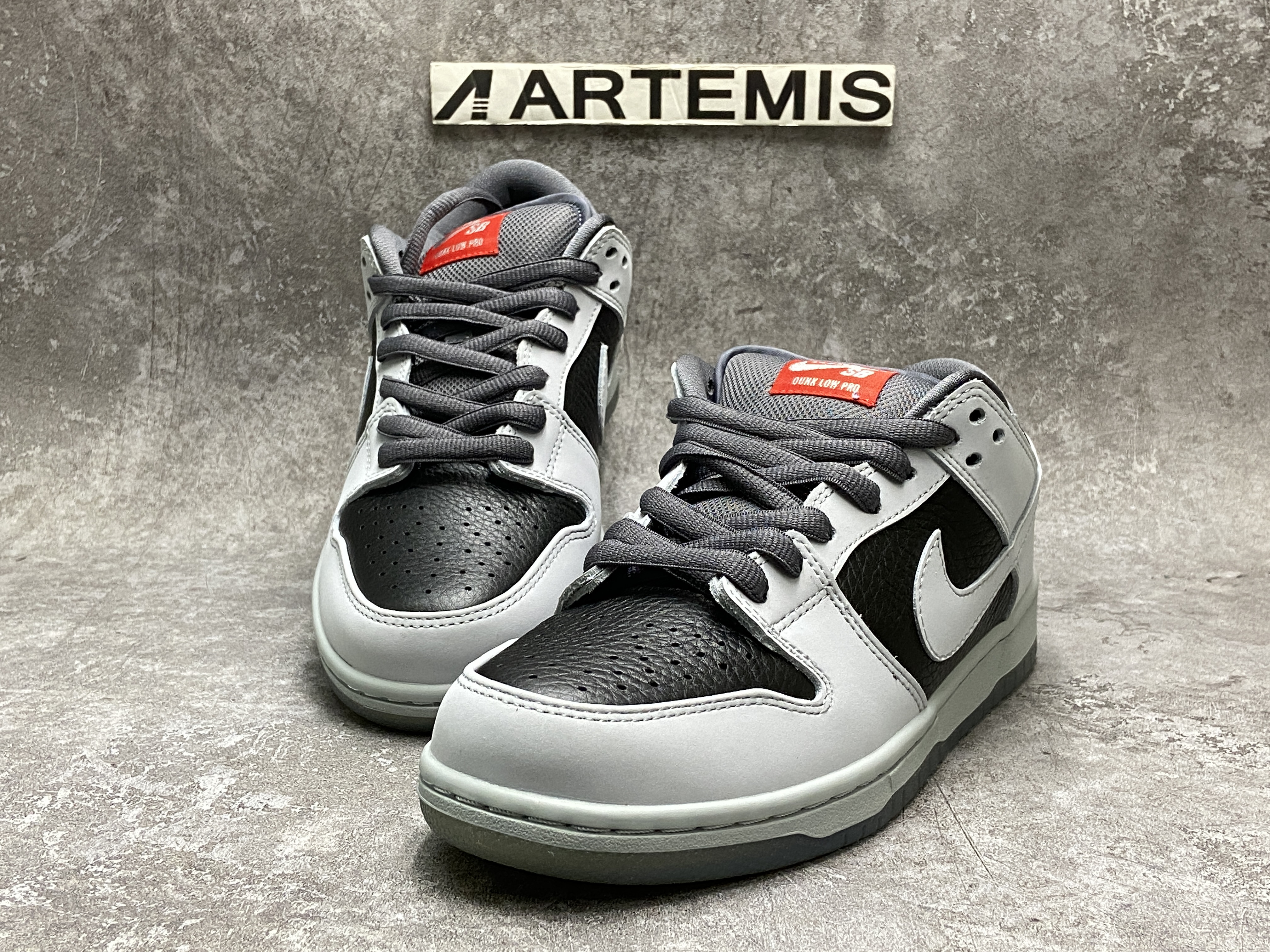 Nike Dunk SB Low Atlas 35MM Grey