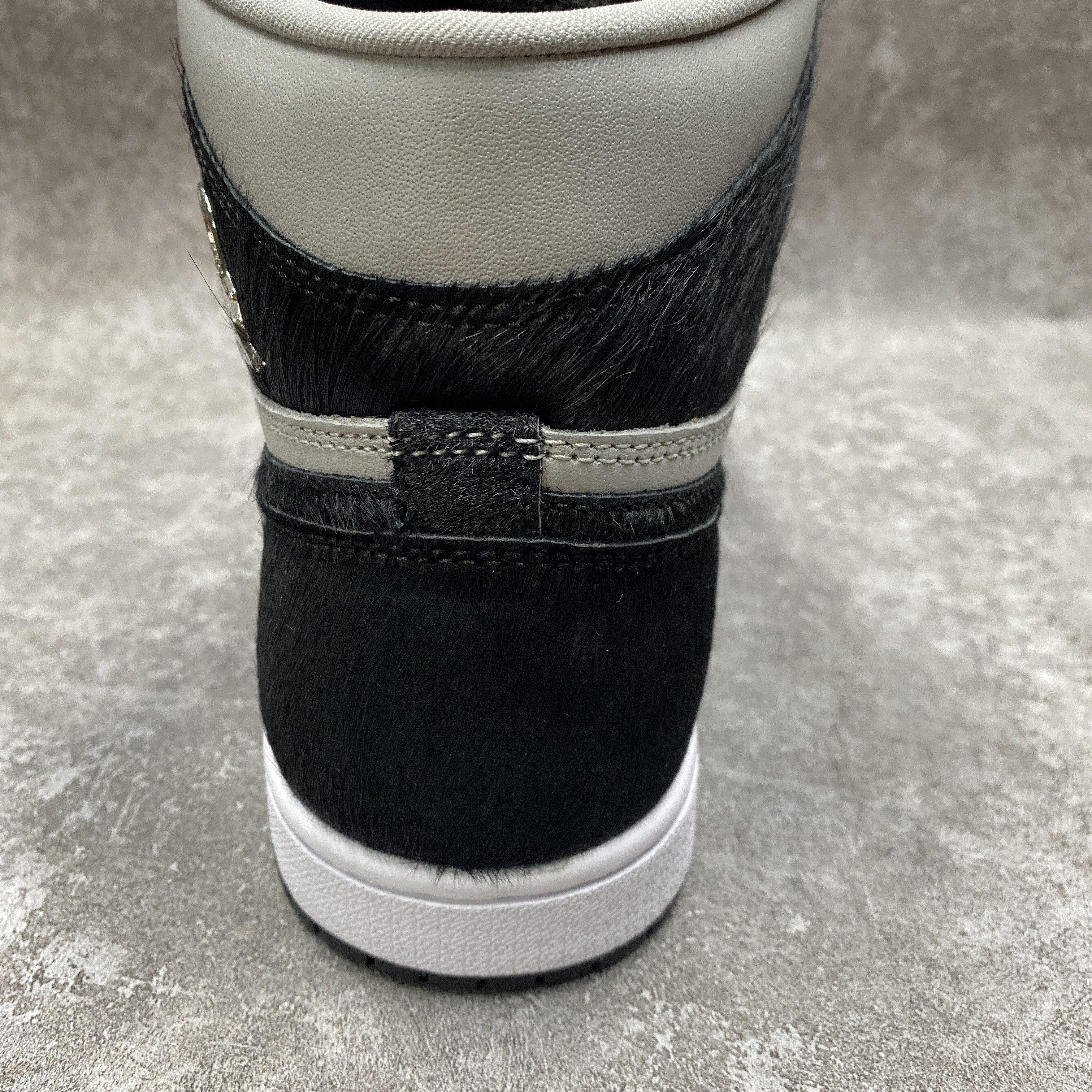 Airi Jordan 1 Retro High OG Twist 2.0