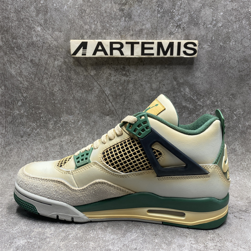 AIR JORDAN 4 RETRO 2024