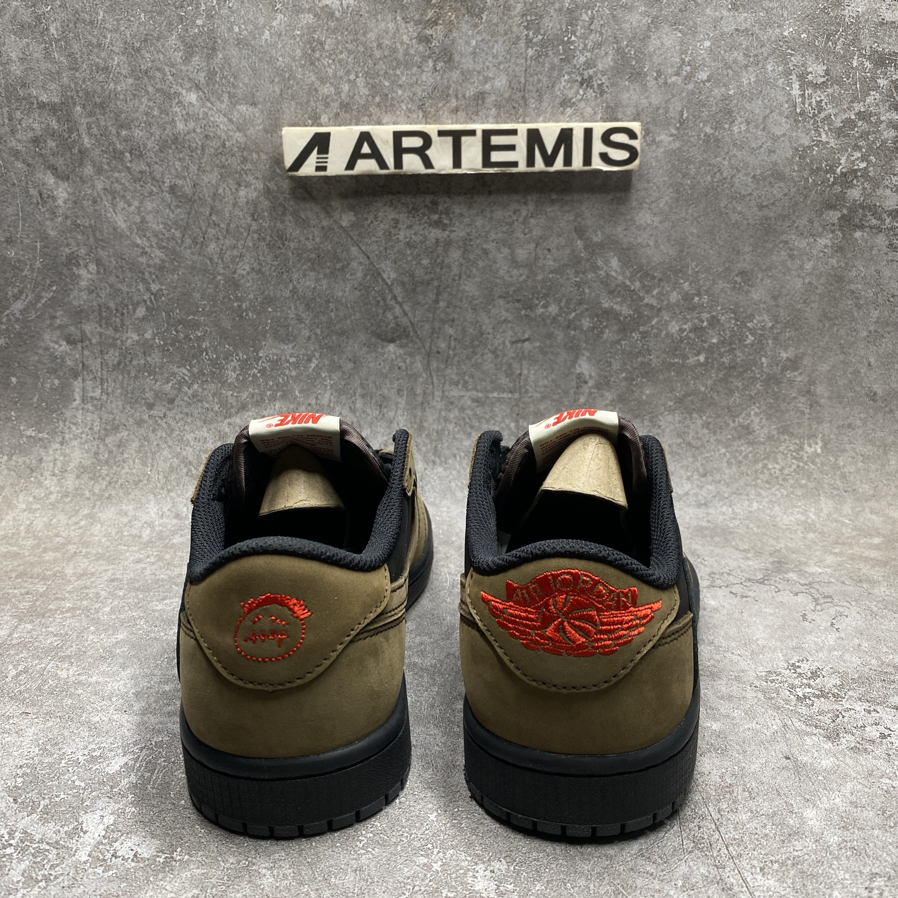 UA Travis Scott x Air Jordan 1 Low OG