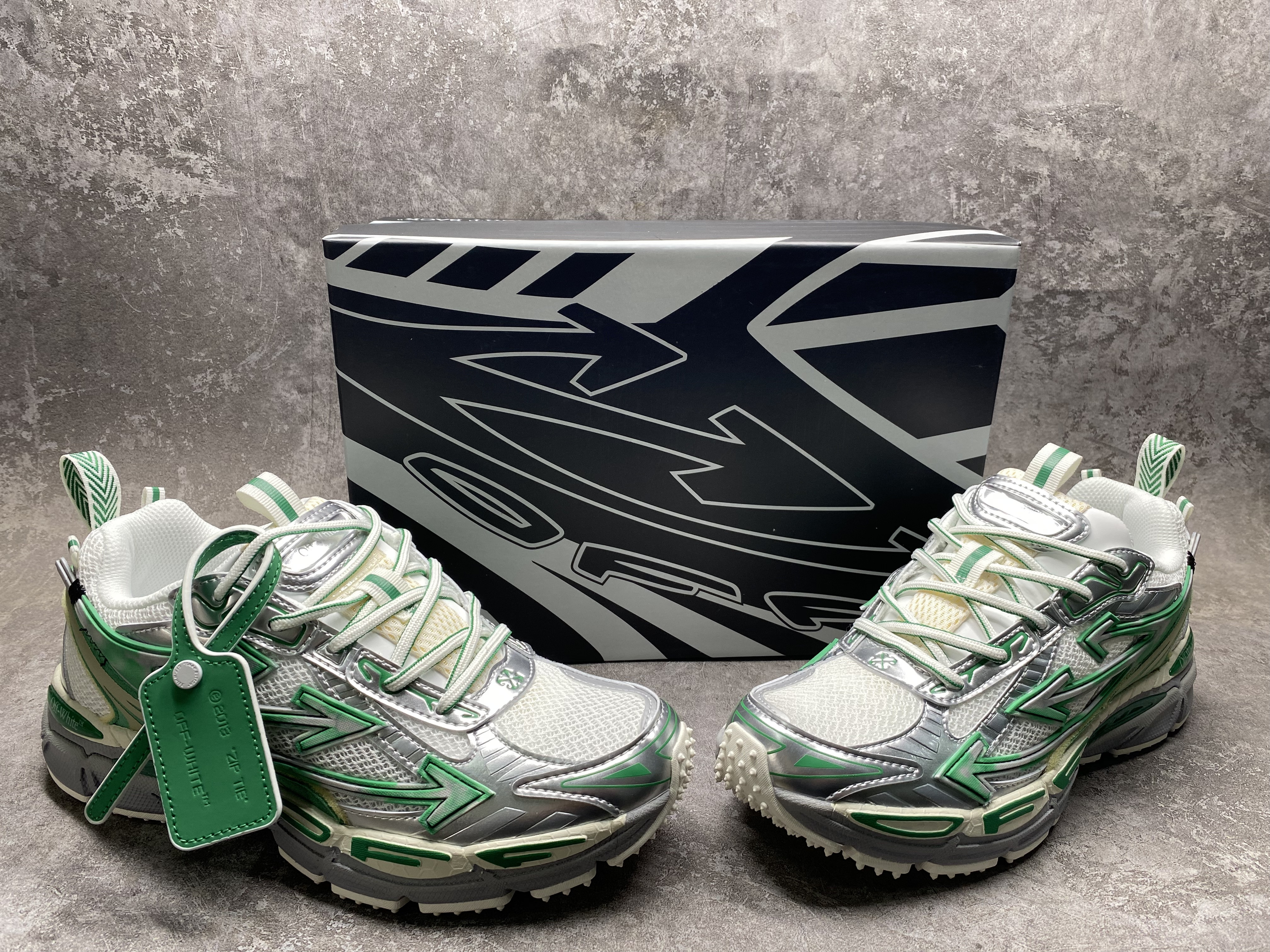 UA Off-White "BE RIGHT BACK"