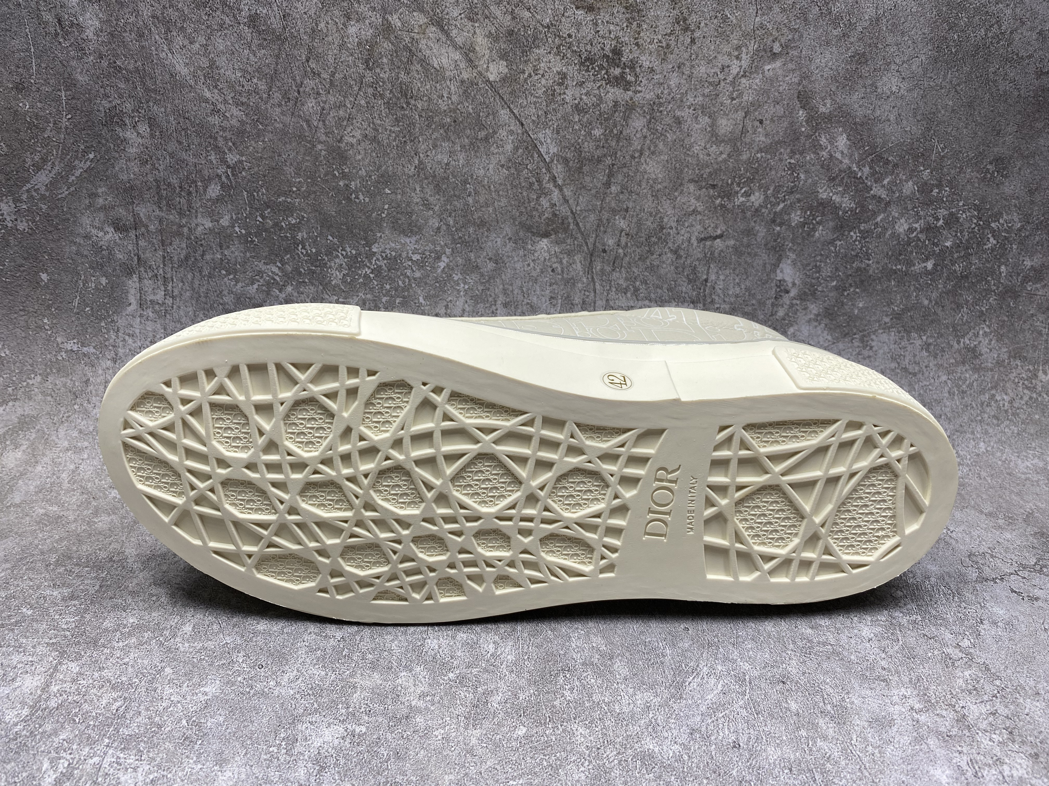 ua D*or b33 sneaker