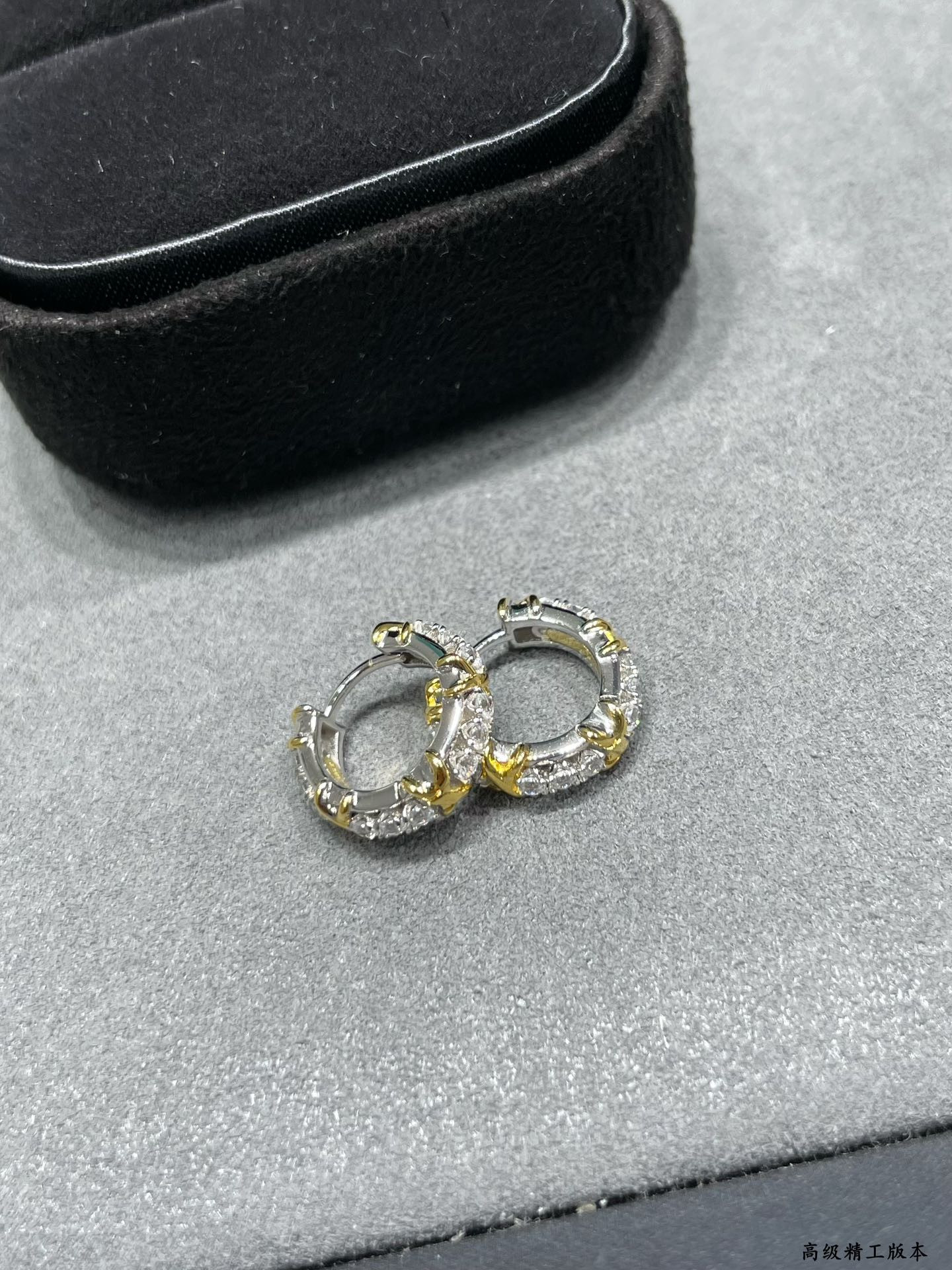 T*f*ny & co. mini cross dual-tone hoop earrings