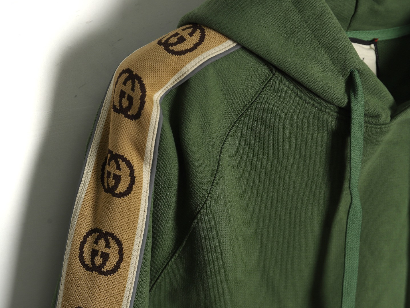 G*u*i guc hoodies