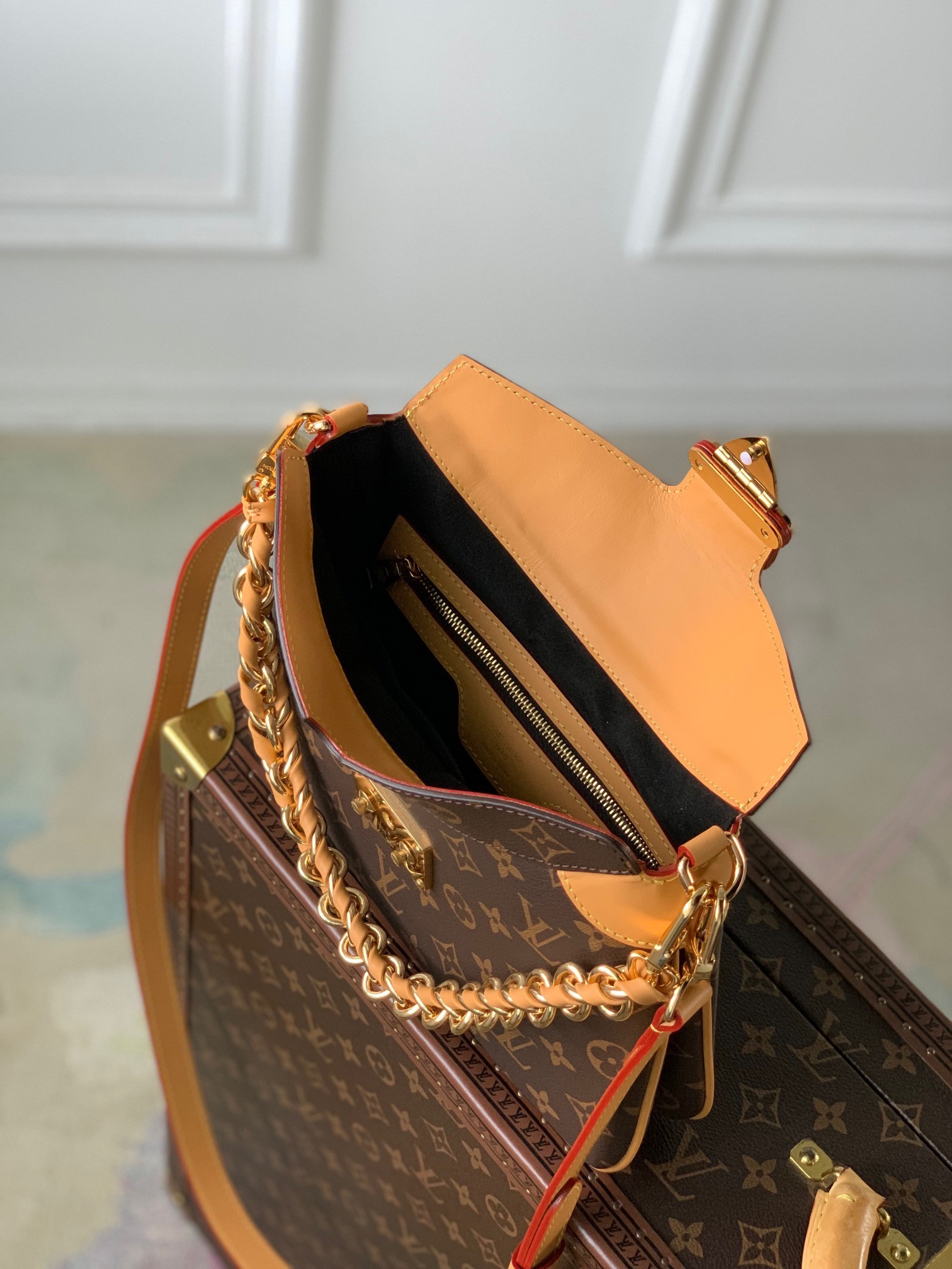 LV TWINNY M46659