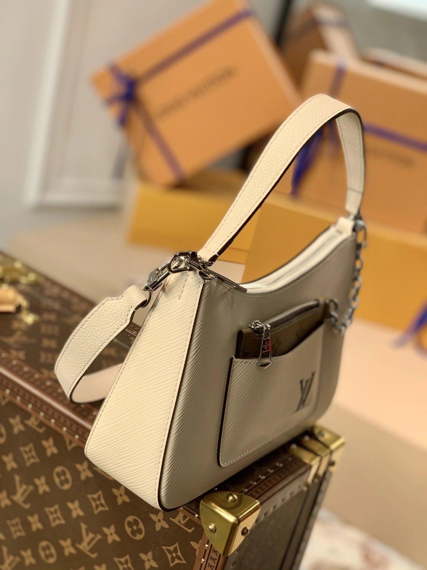 LV MARELLE M80688