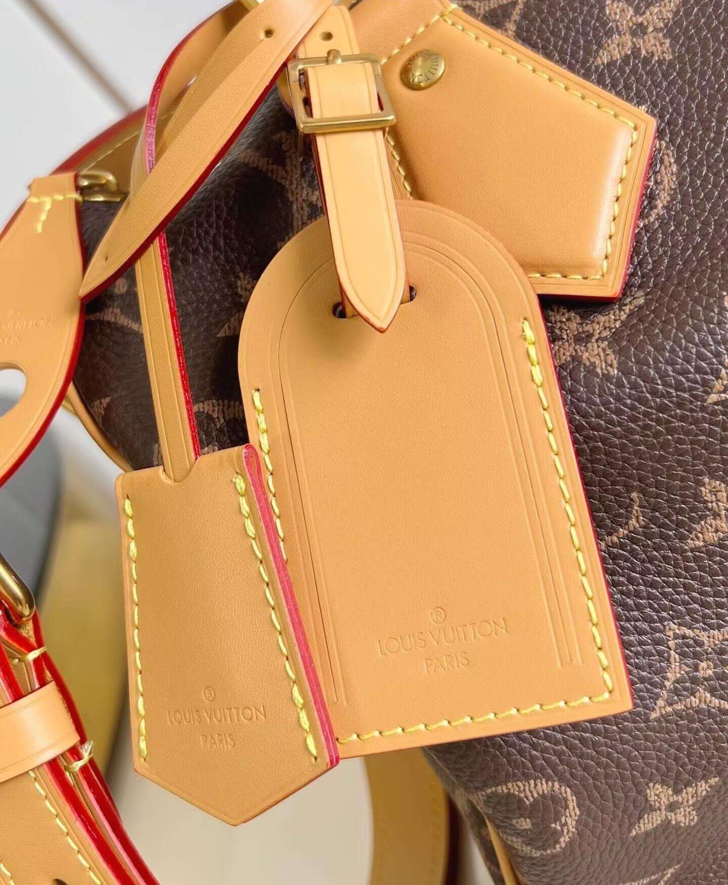 LV Speedy Bandoulière 30 M21122 30 x 21 x 17 cm