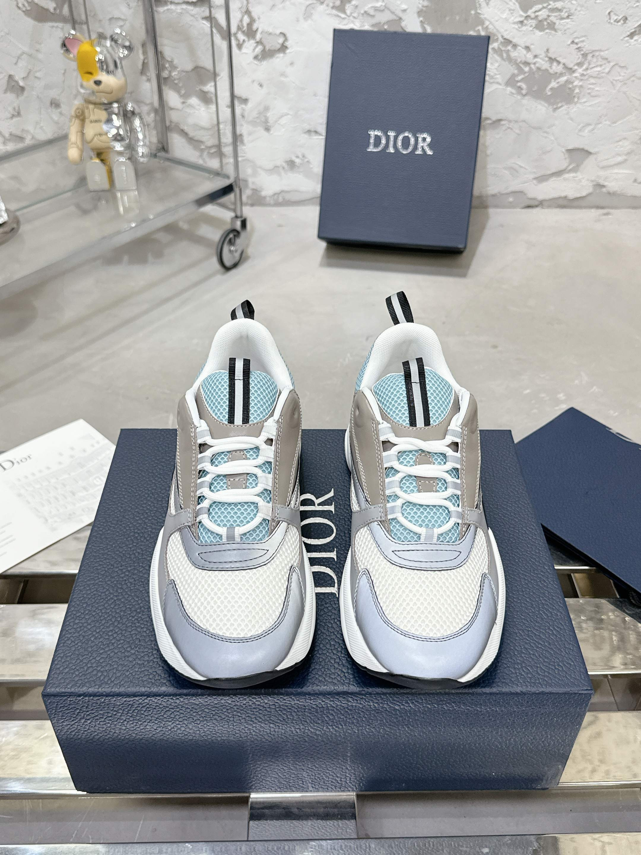 ua D*or b22 sneaker