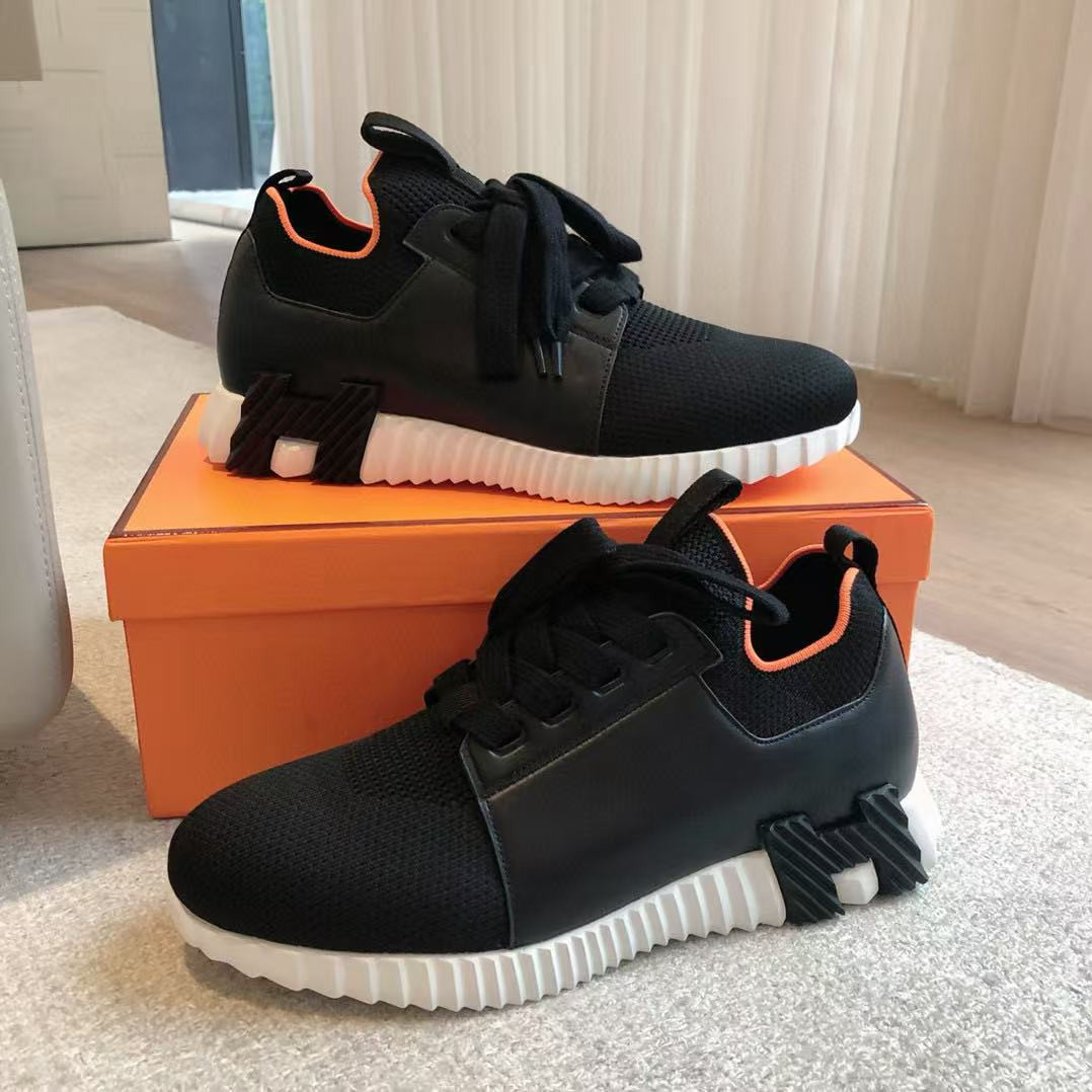 ua H**me5 bouncing sneaker