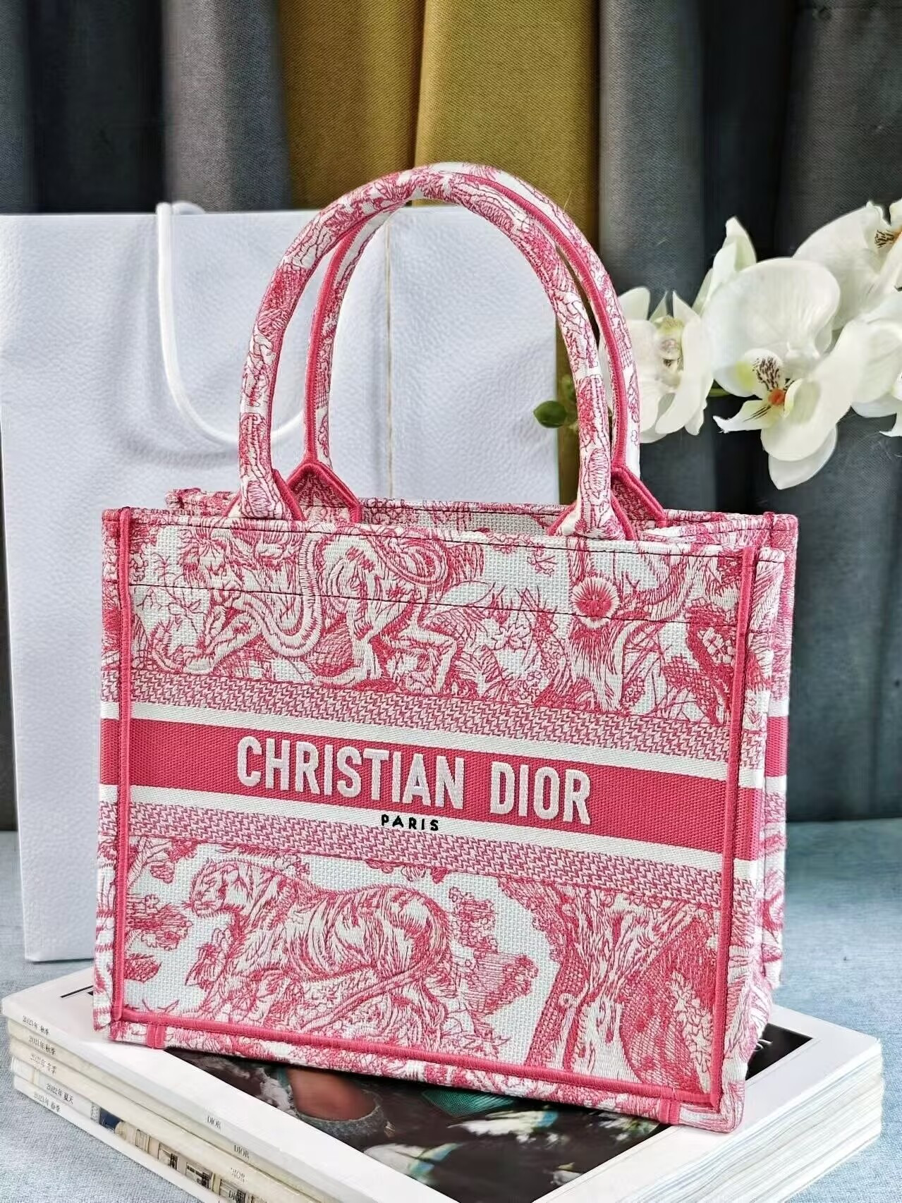 D*or tote 26 x 8 x 22cm