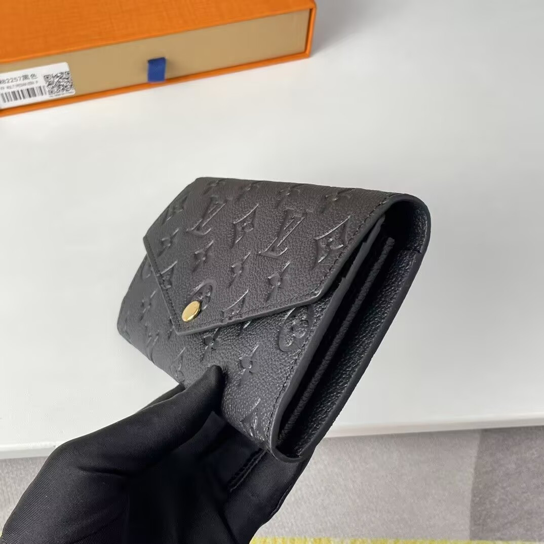 LV Sarah Wallet M82257 19x10.5x2cm