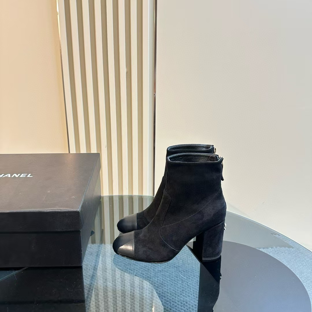 Ch*el short boots suede calfskin & lambskin black