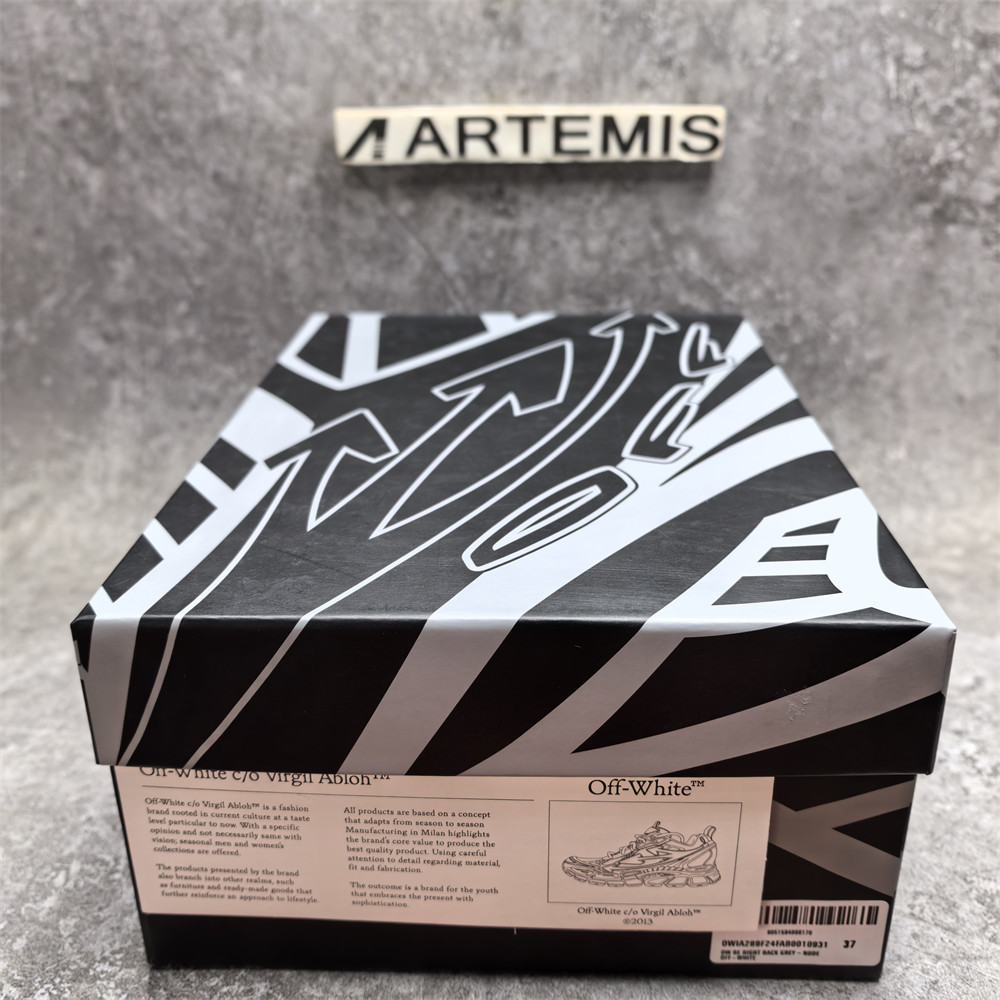 UA Off-White "BE RIGHT BACK"