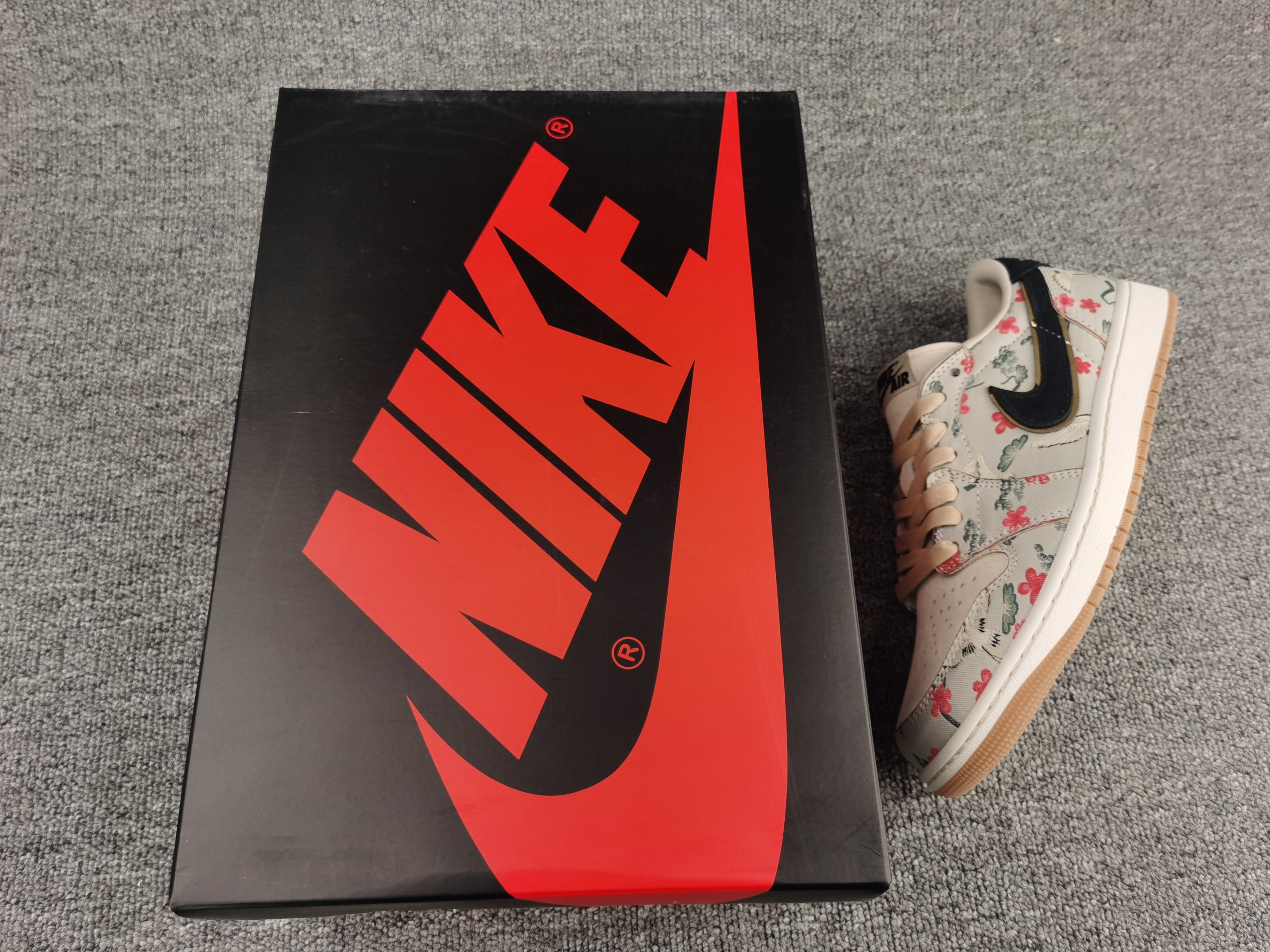 UA Jordan 1 Retro Low OG