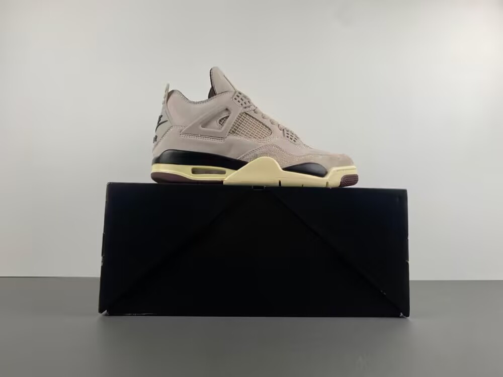 UA Jordan 4 Retro OG SP  A Ma Maniére While You Were Sleeping