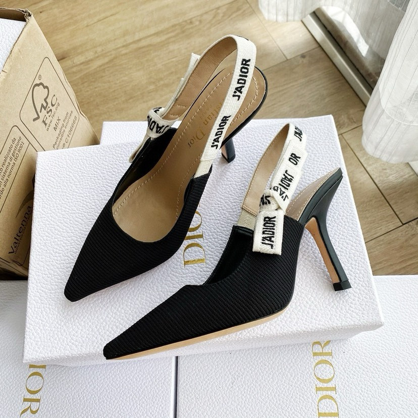 ua D*or j'aD*or slingback pump