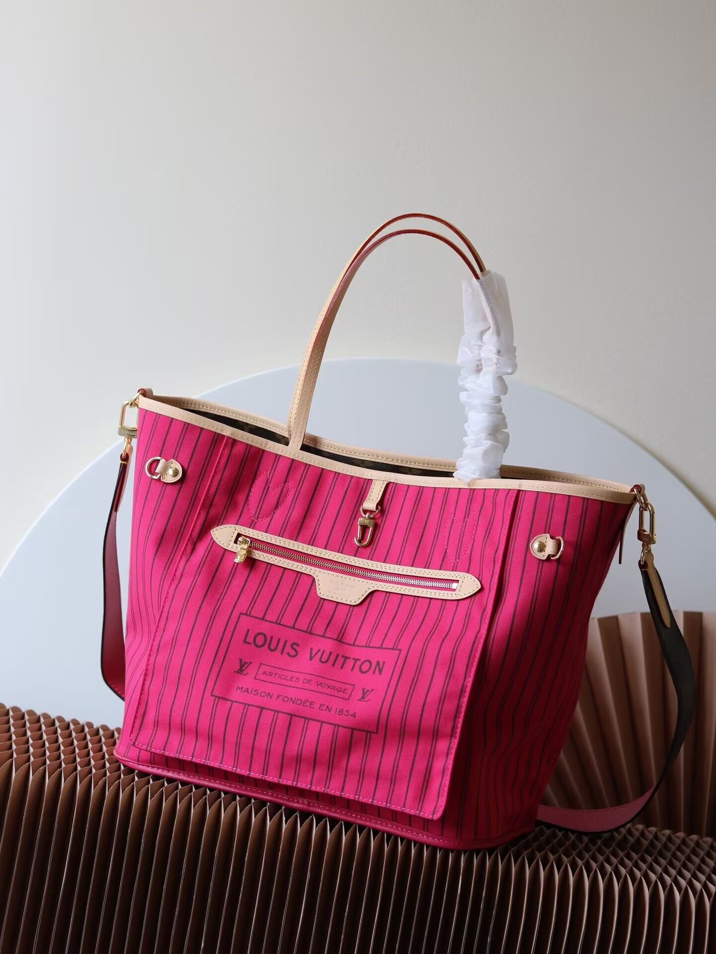 LV Neverfull MM Bandoulière Inside Out M12257 31 x 28 x 14cm Without Box