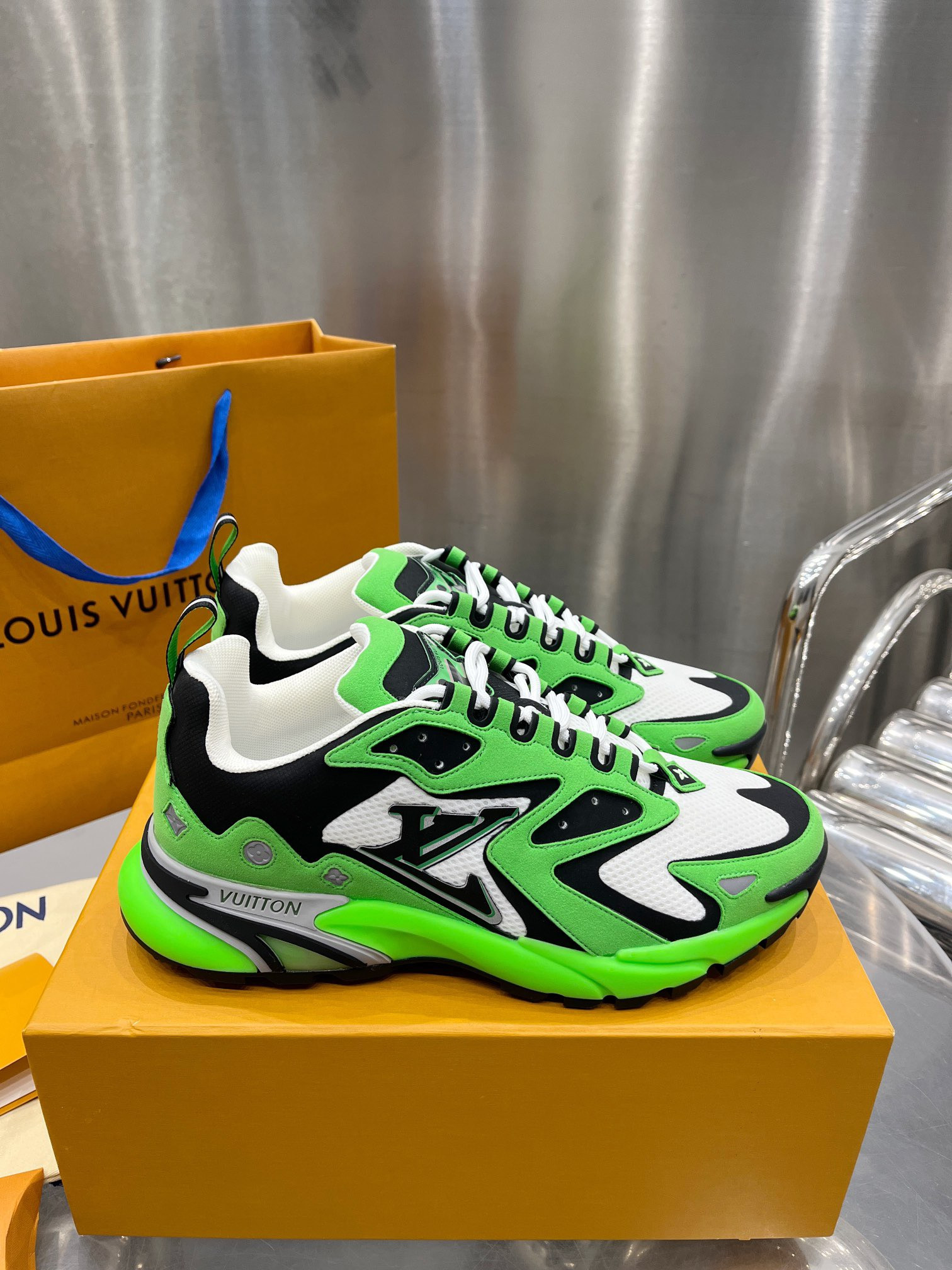 LV Runner Tatic Green
