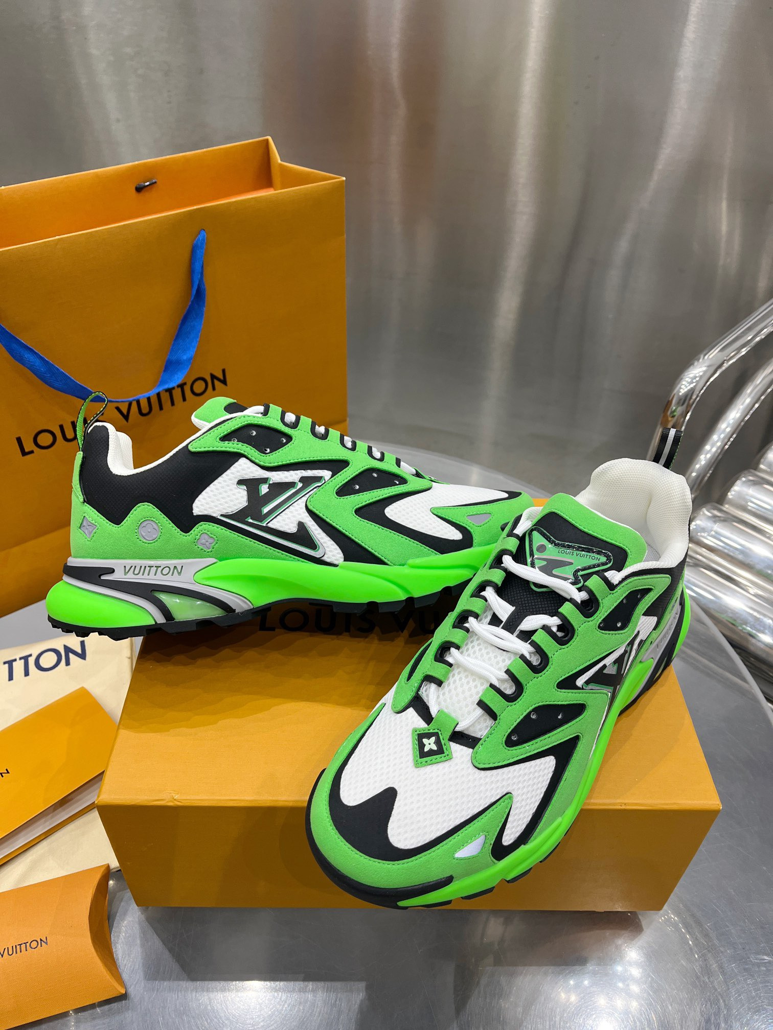 LV Runner Tatic Green