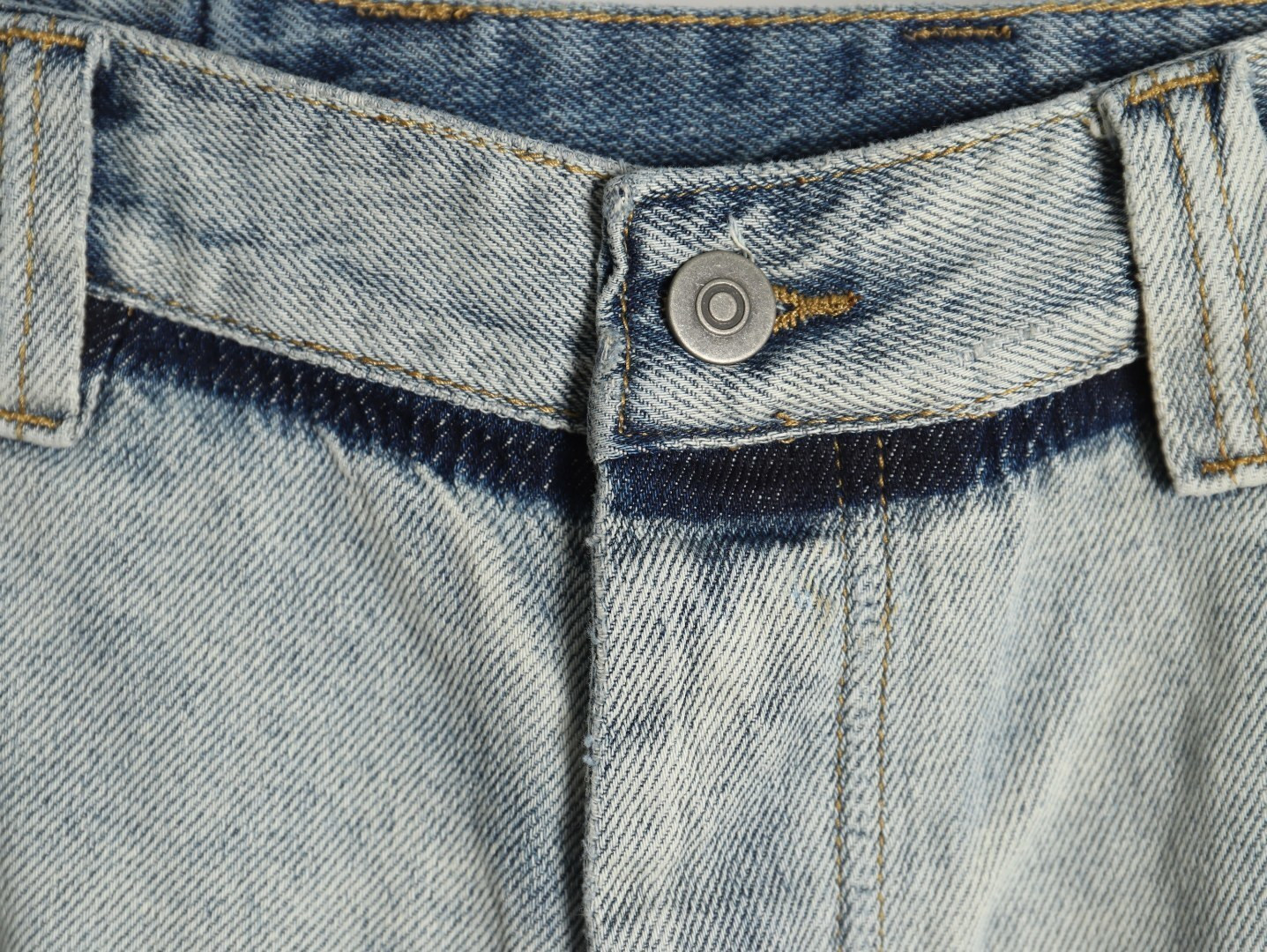ma*s*n Ma*i*la jeans