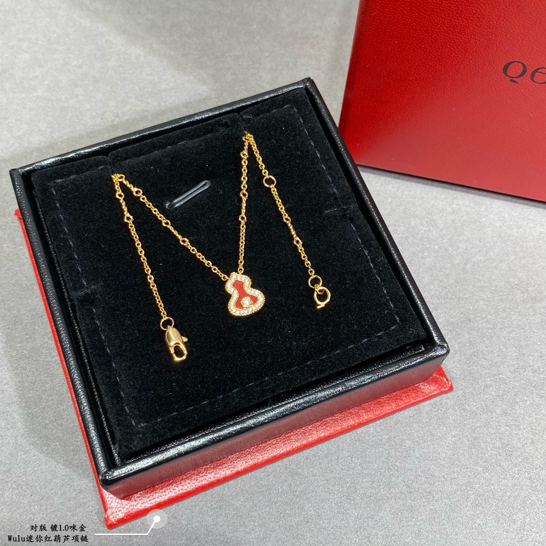 qeelin mini Di*m*nd red gourd necklace