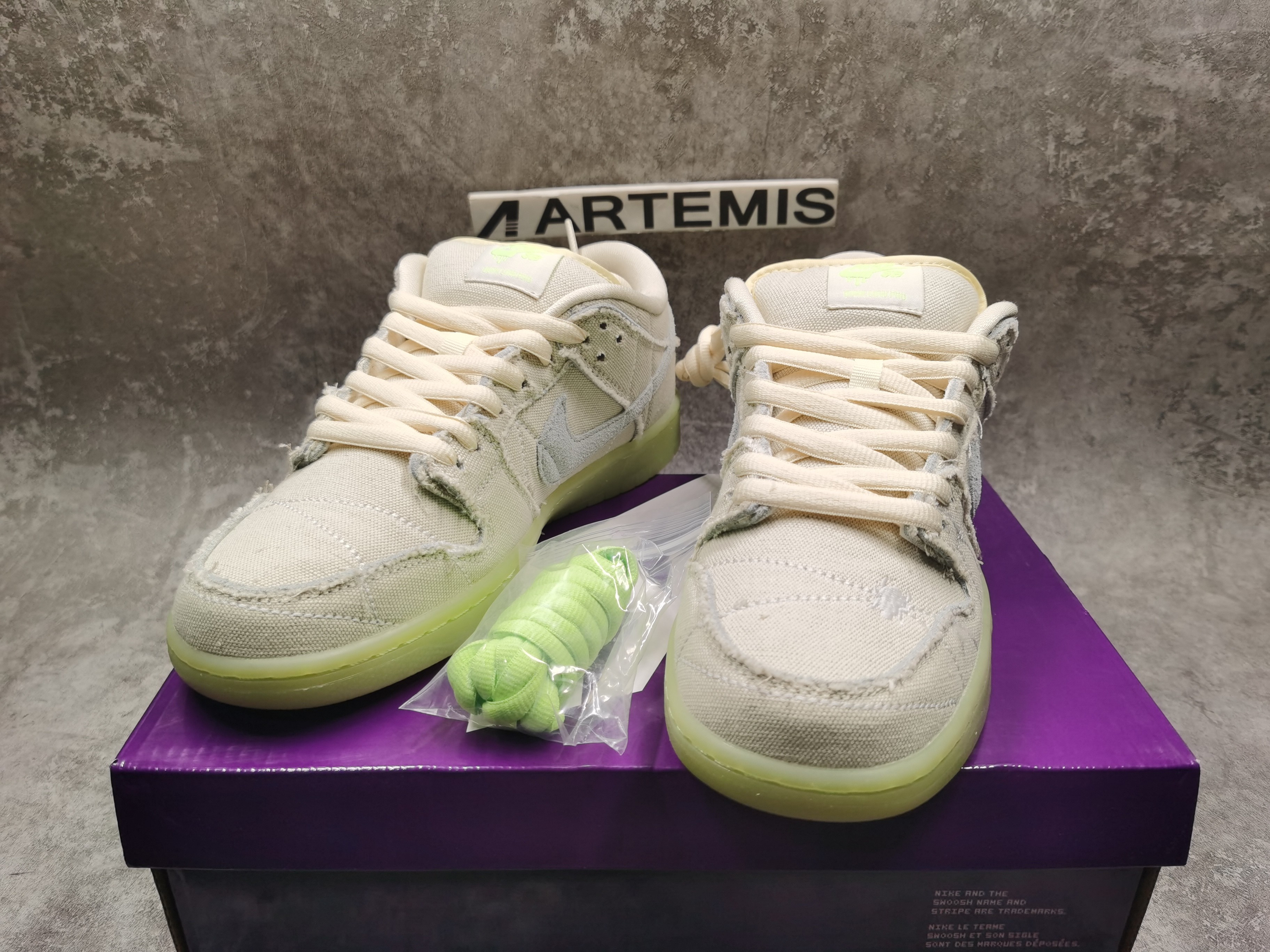 Nike SB Dunk Low Mummy