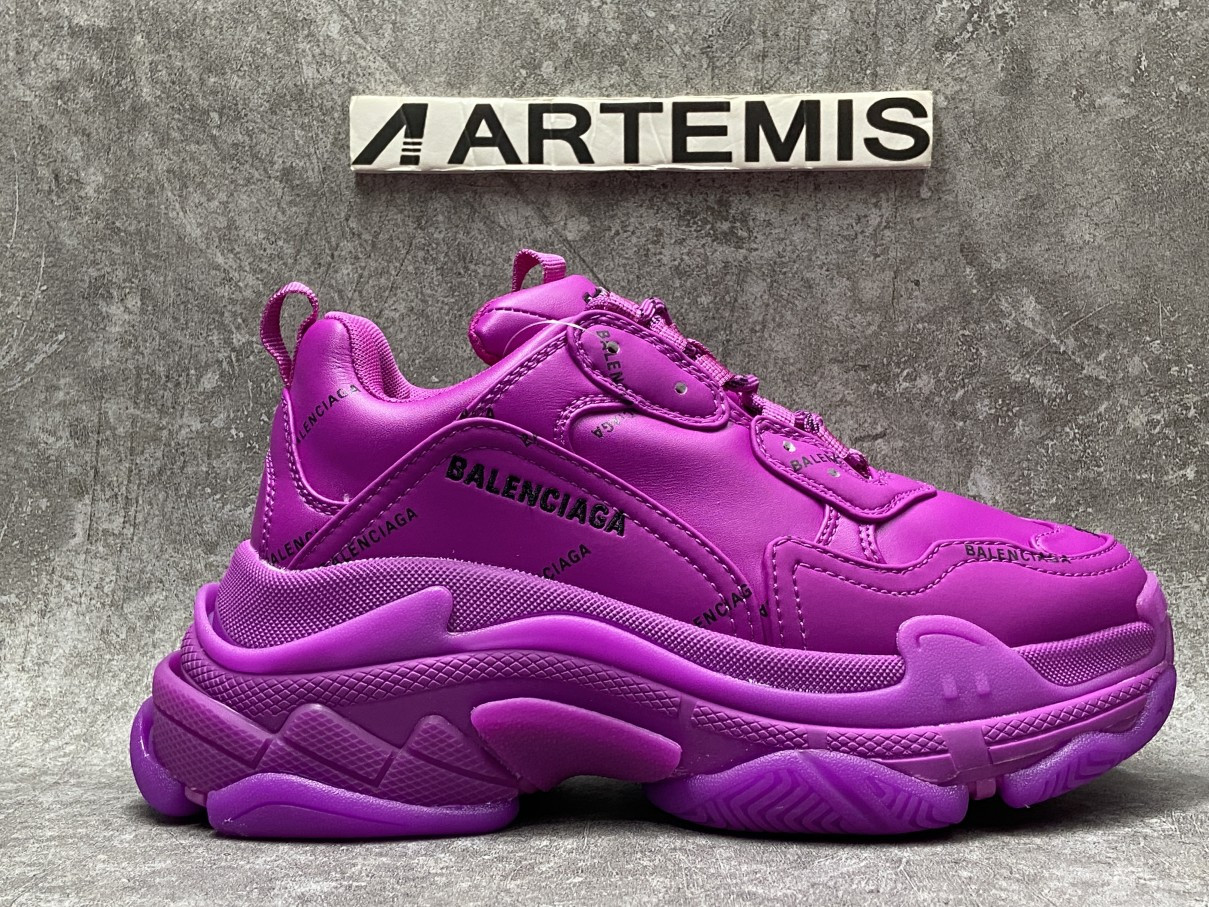 Balenciga Triple S Allover Logo Pink