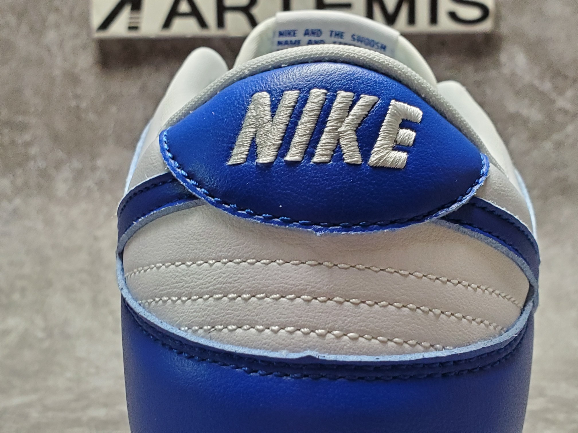 Nike Dunk Low SP Kentucky