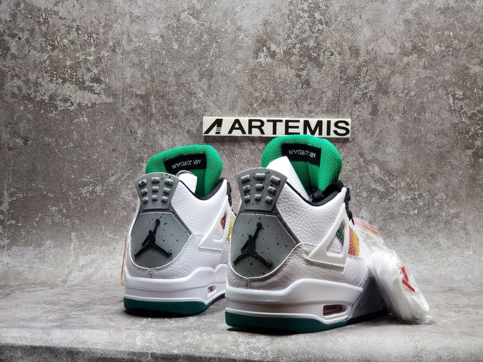 Air Jordan 4 Retro Lucid Green Rasta