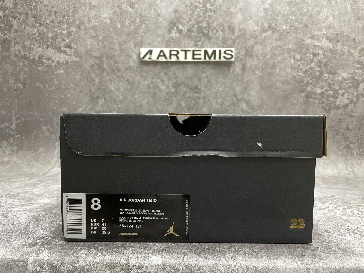Air Jordan 1 Mid Alternate Think 16