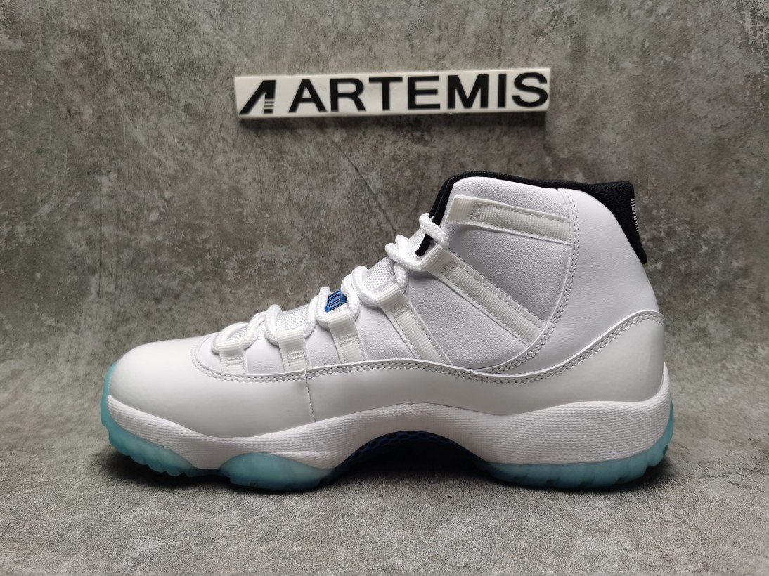 Air Jordan 11 Retro Legend Blue