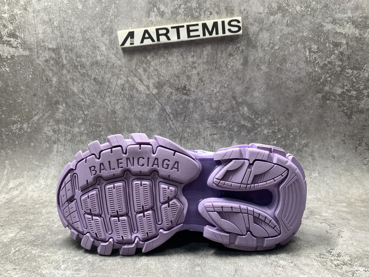 Balenciga Track 2.0 Sneaker in Lilac