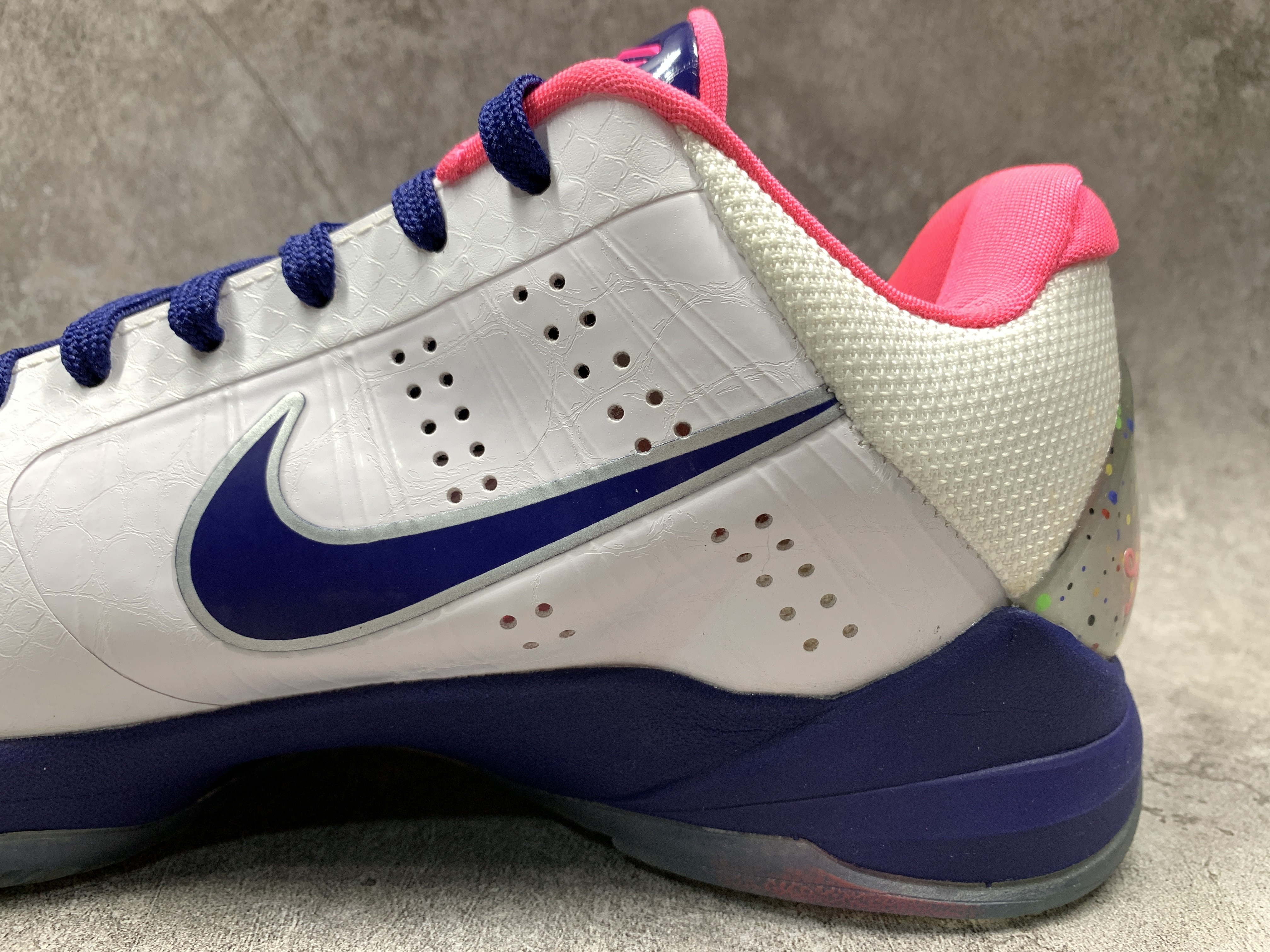 Nike Zoom Kobe 5 Protro Kay Yow
