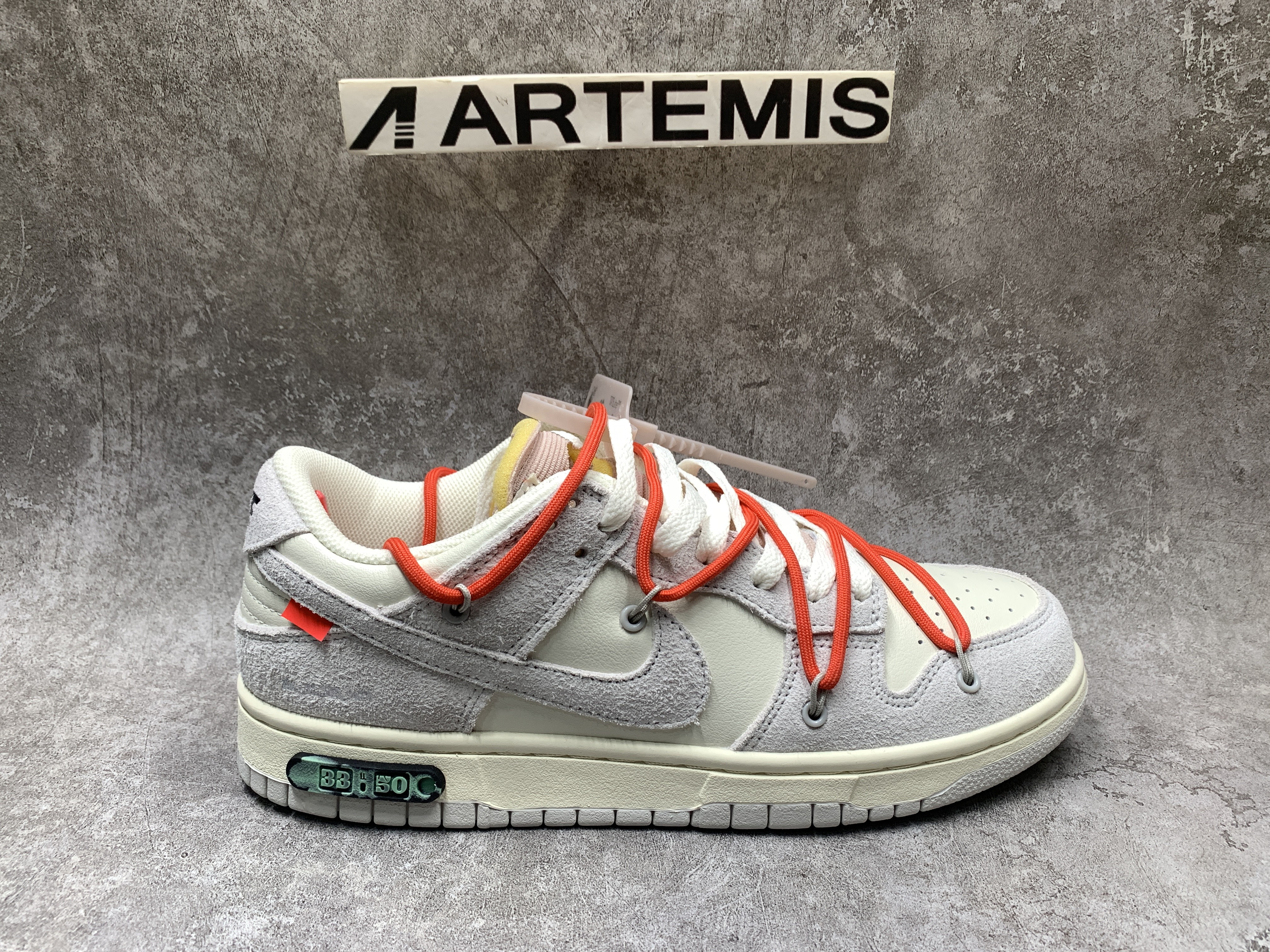 Off-White x Dunk Low Lot 33 of 50