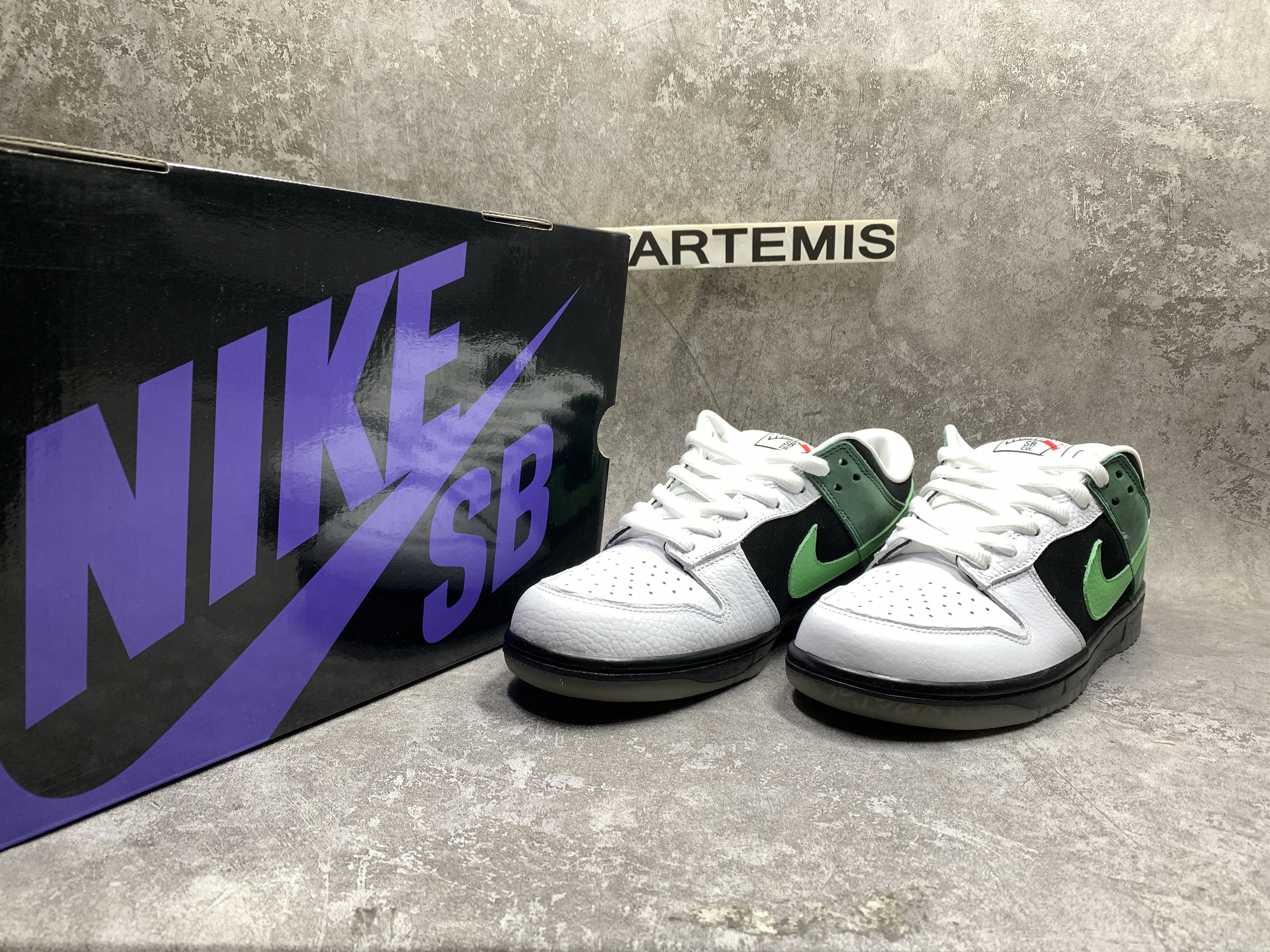 Nike Dunk Low Premium SB C & K