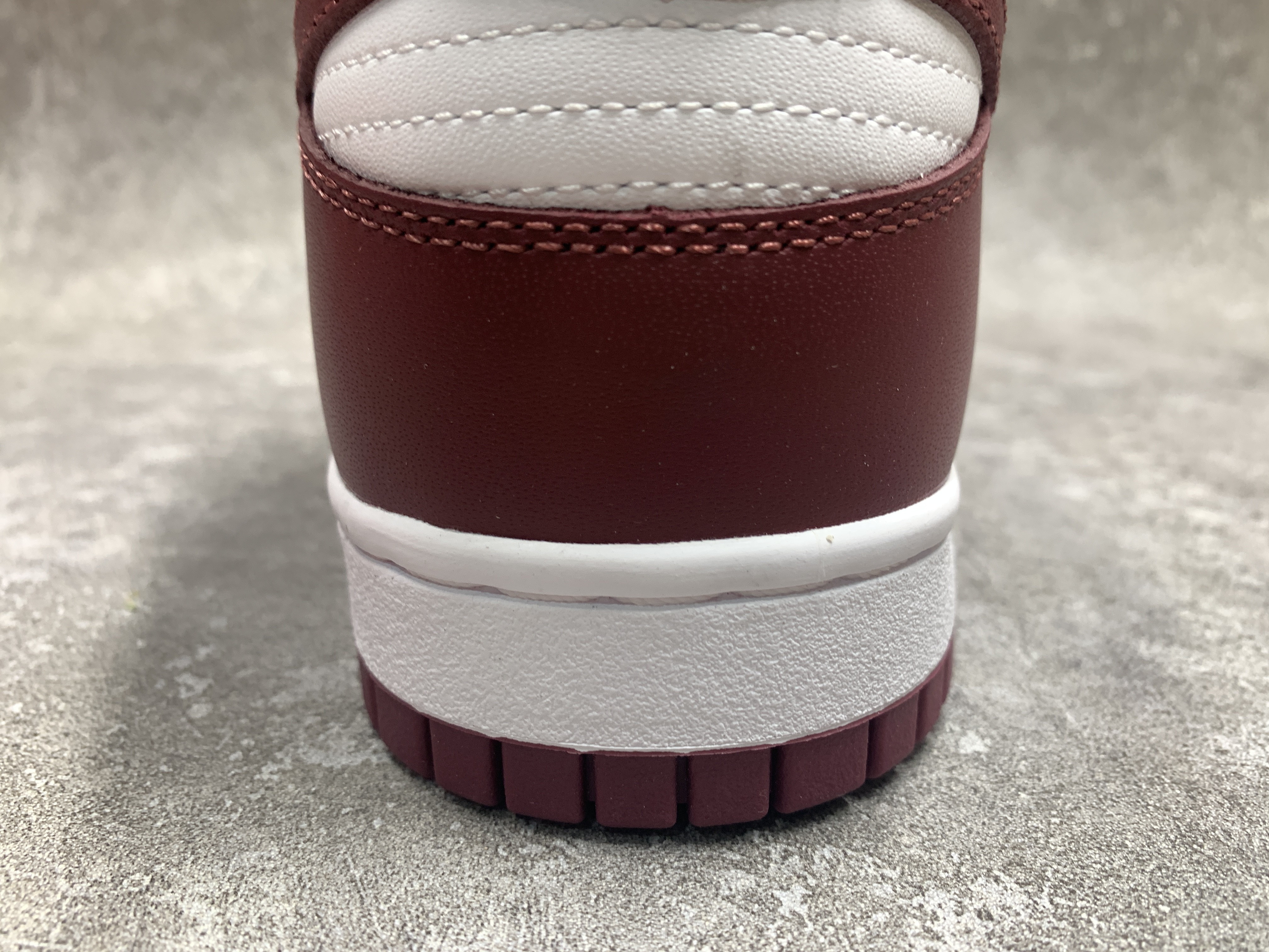 Nike Dunk Low Bordeaux