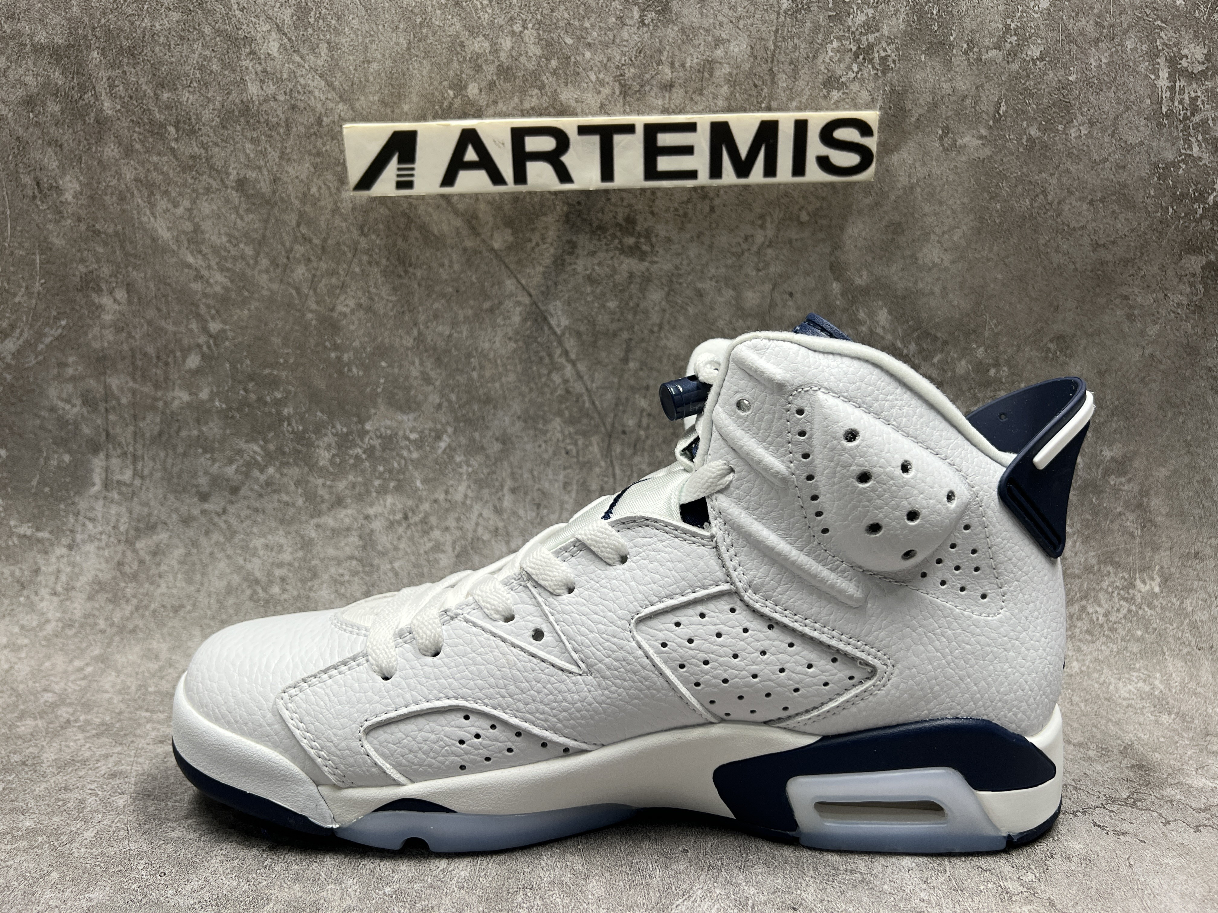 Air Jordan 6 Retro Midnight Navy