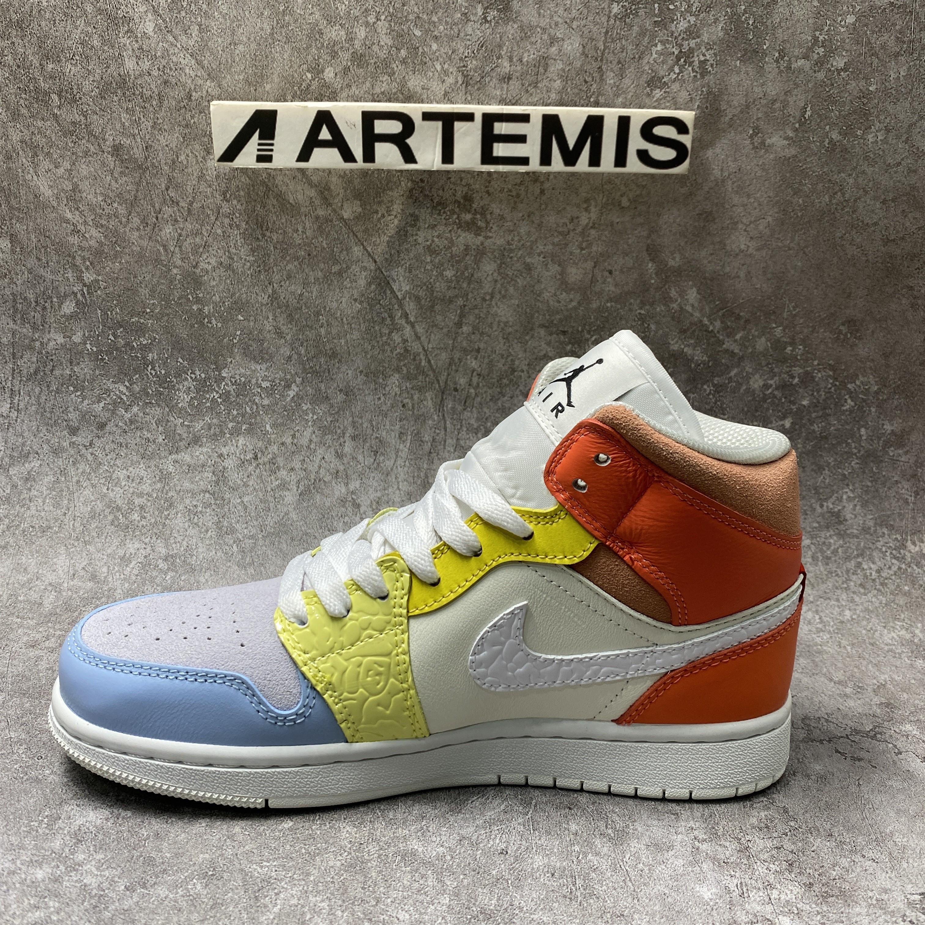 Air Jordan 1 Mid To My First Coach