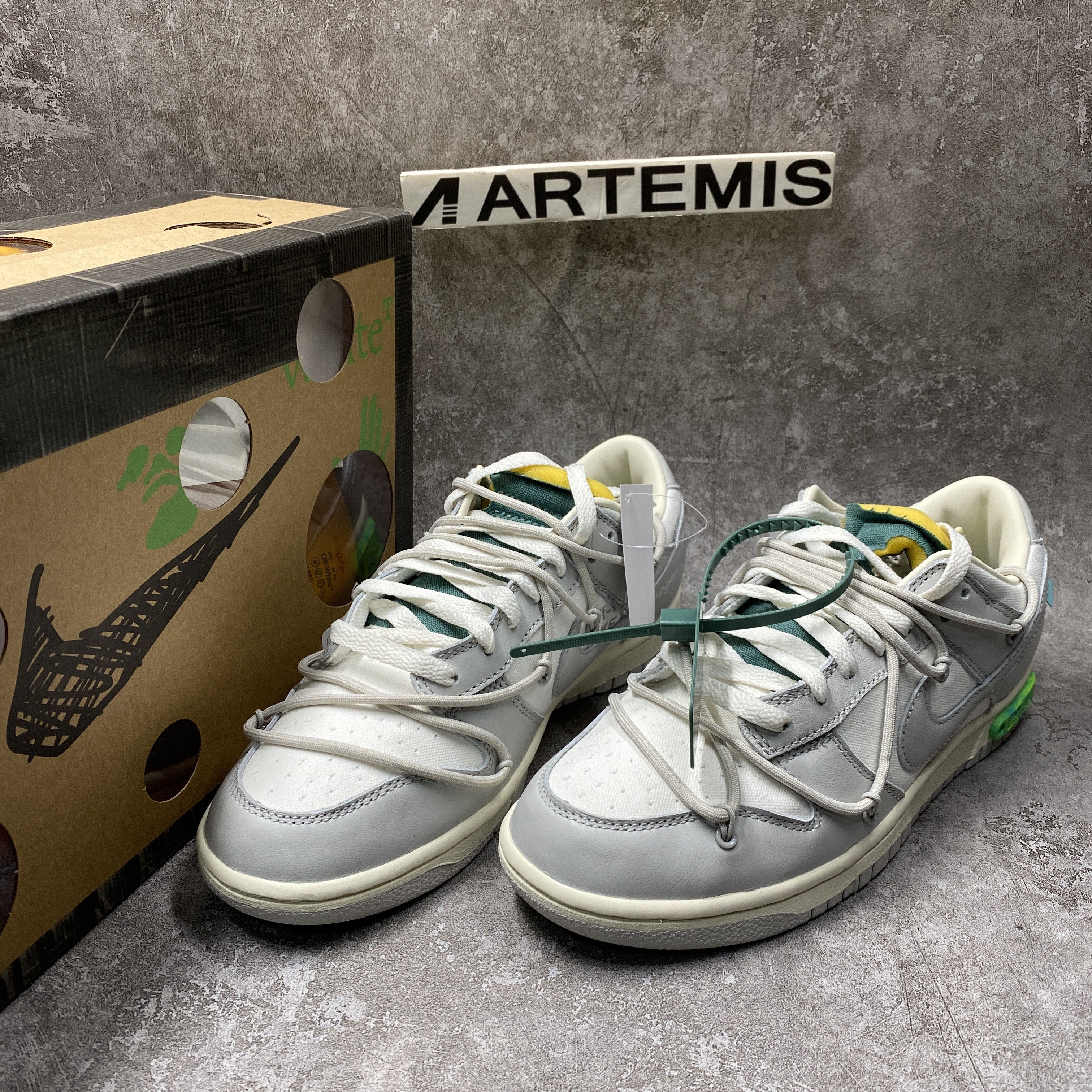 Nike Dunk Low Off-White Lot 42